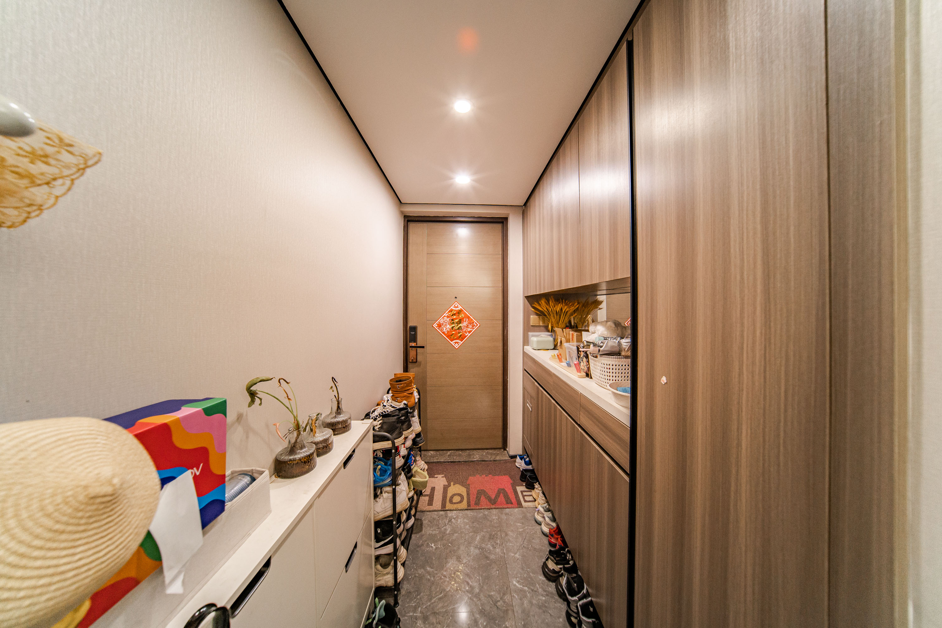 中海阅麓山一期  4室2厅2卫   219.90万其他