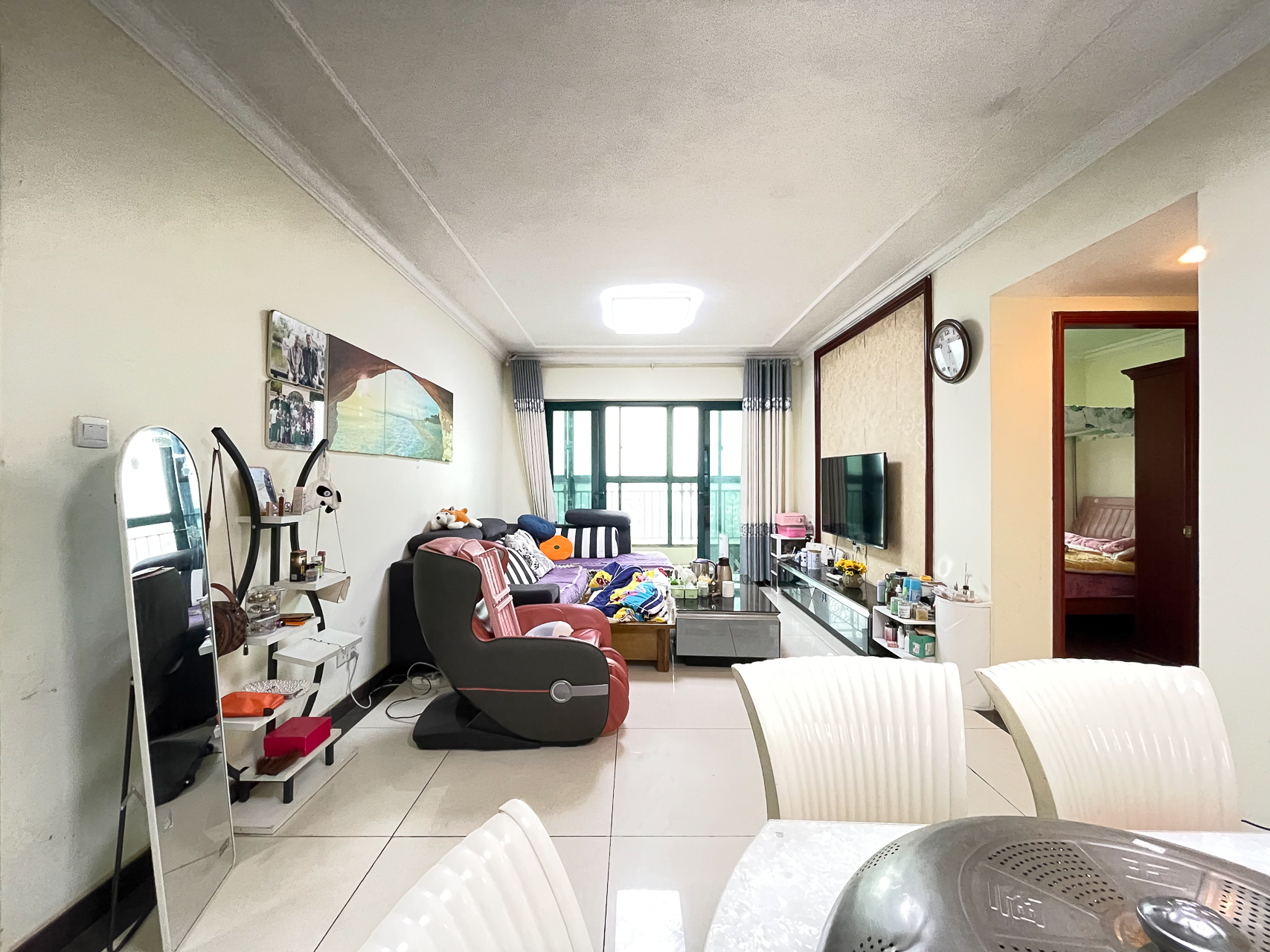 恒大名都 3室2厅2卫 85.0万 恒大名都 3室2厅2卫 85.0万客厅