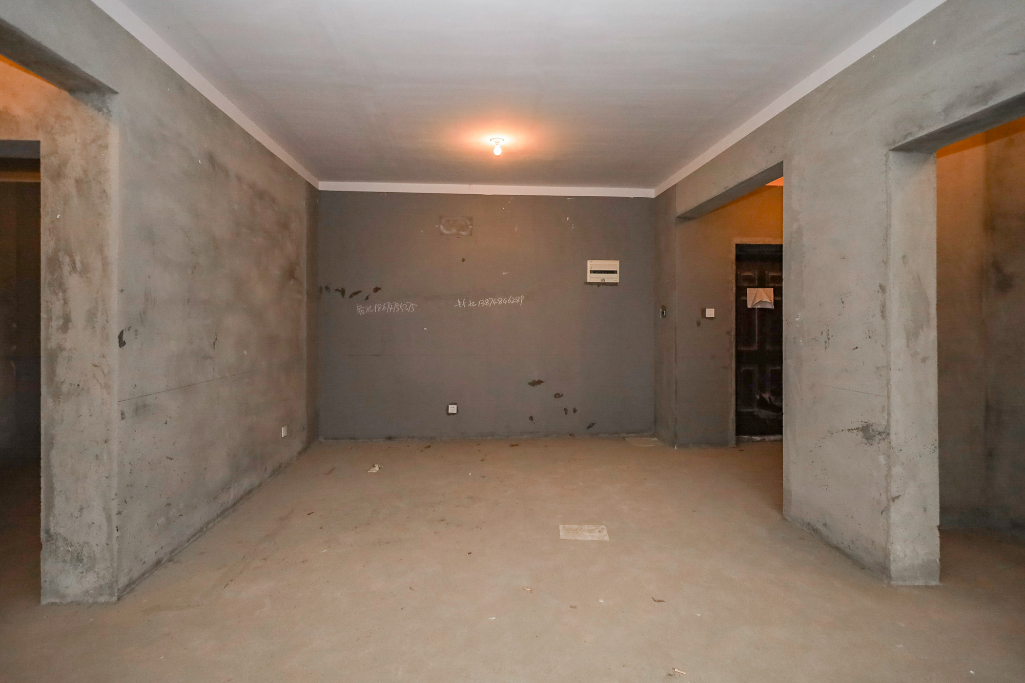 八方小区B区 3室2厅2卫 420.0万 八方小区B区 3室2厅2卫 420.0万其他