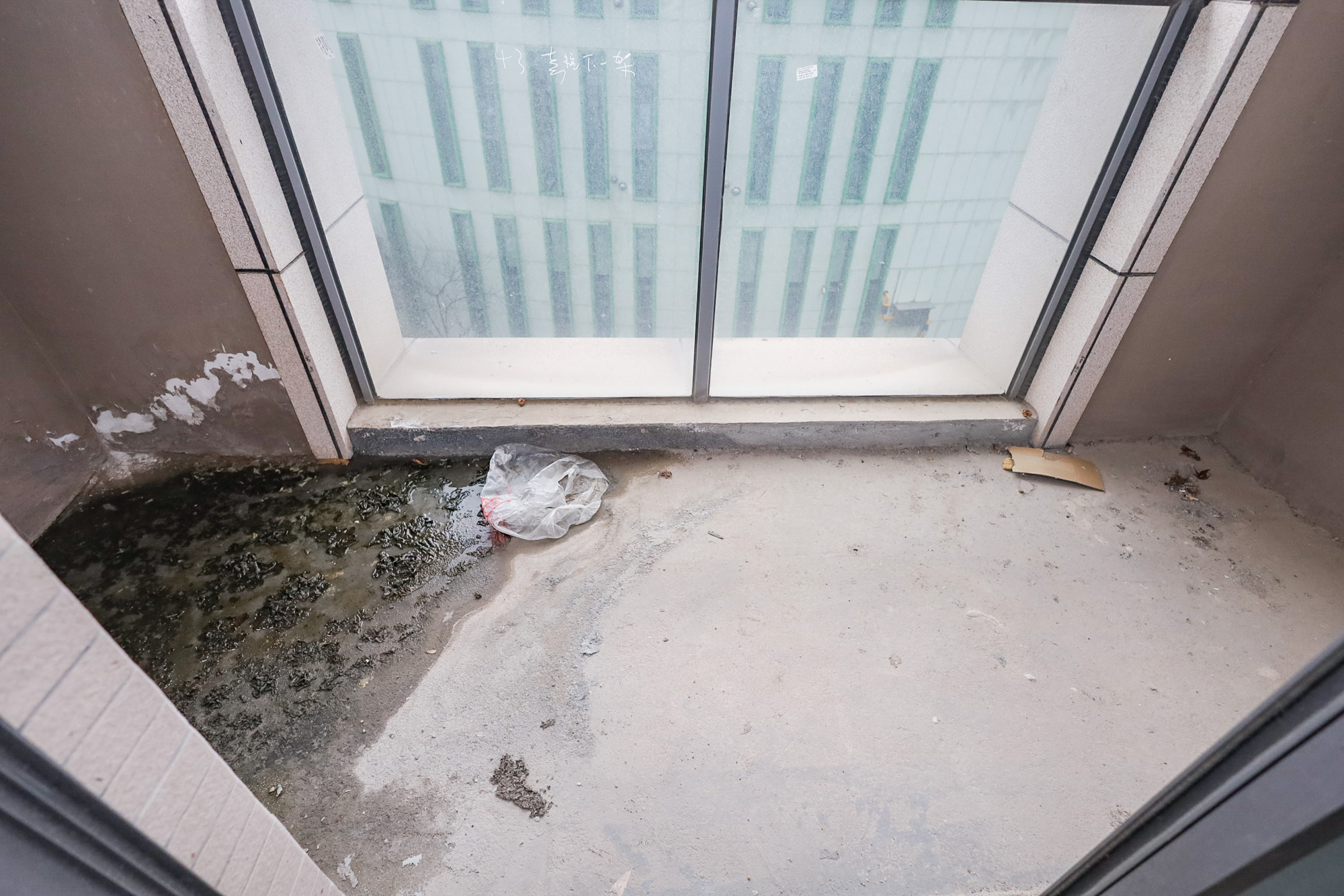 八方小区B区 3室2厅2卫 420.0万 八方小区B区 3室2厅2卫 420.0万阳台