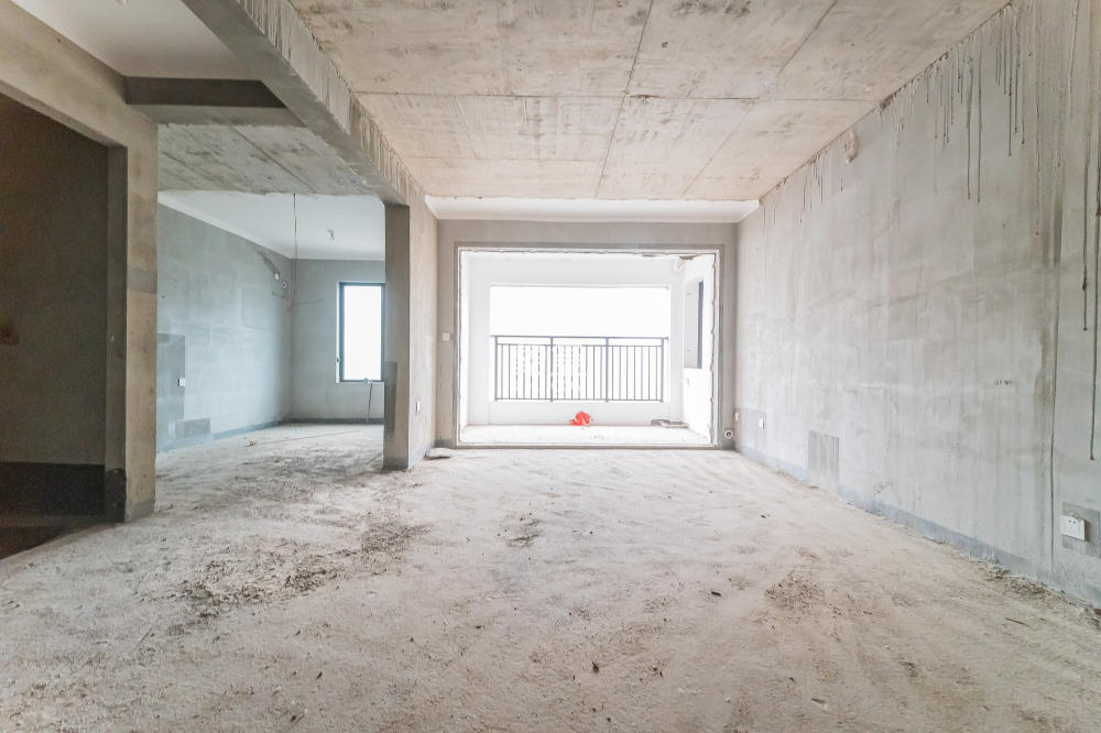 中交建发松雅院  4室2厅2卫   122.00万