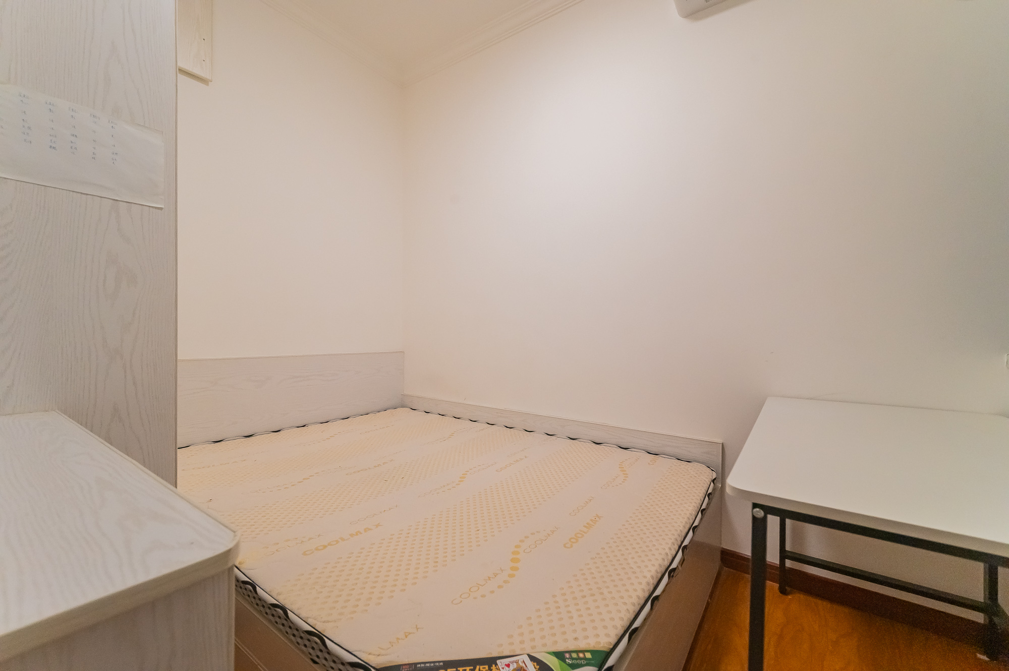 恒基凯旋门三期 2室1厅1卫 61.8万 恒基凯旋门三期 2室1厅1卫 61.8万卧室