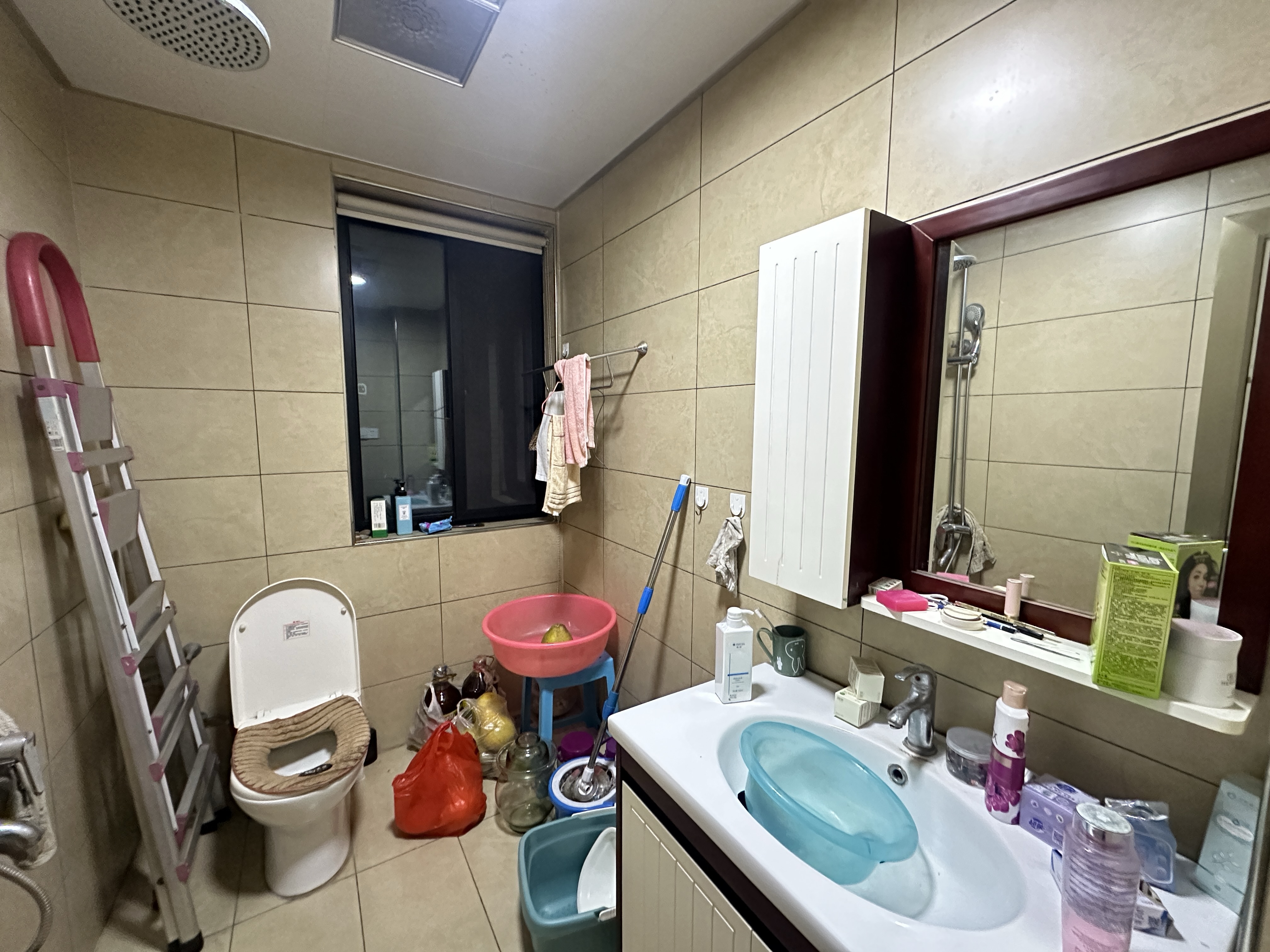 龙腾国际 3室2厅2卫 80.0万 龙腾国际 3室2厅2卫 80.0万室内图