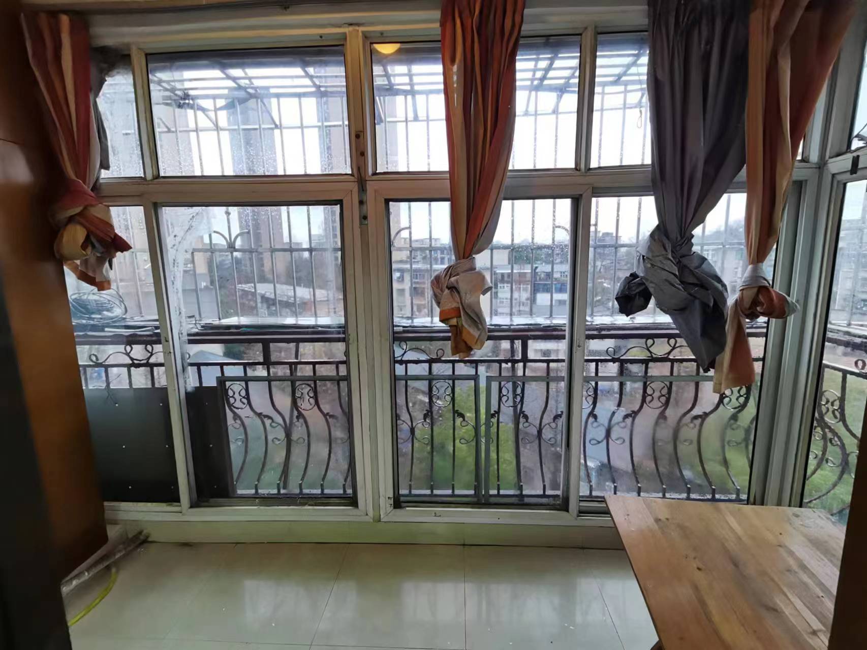 顺达花园 3室2厅1卫 27.8万 顺达花园 3室2厅1卫 27.8万室内图