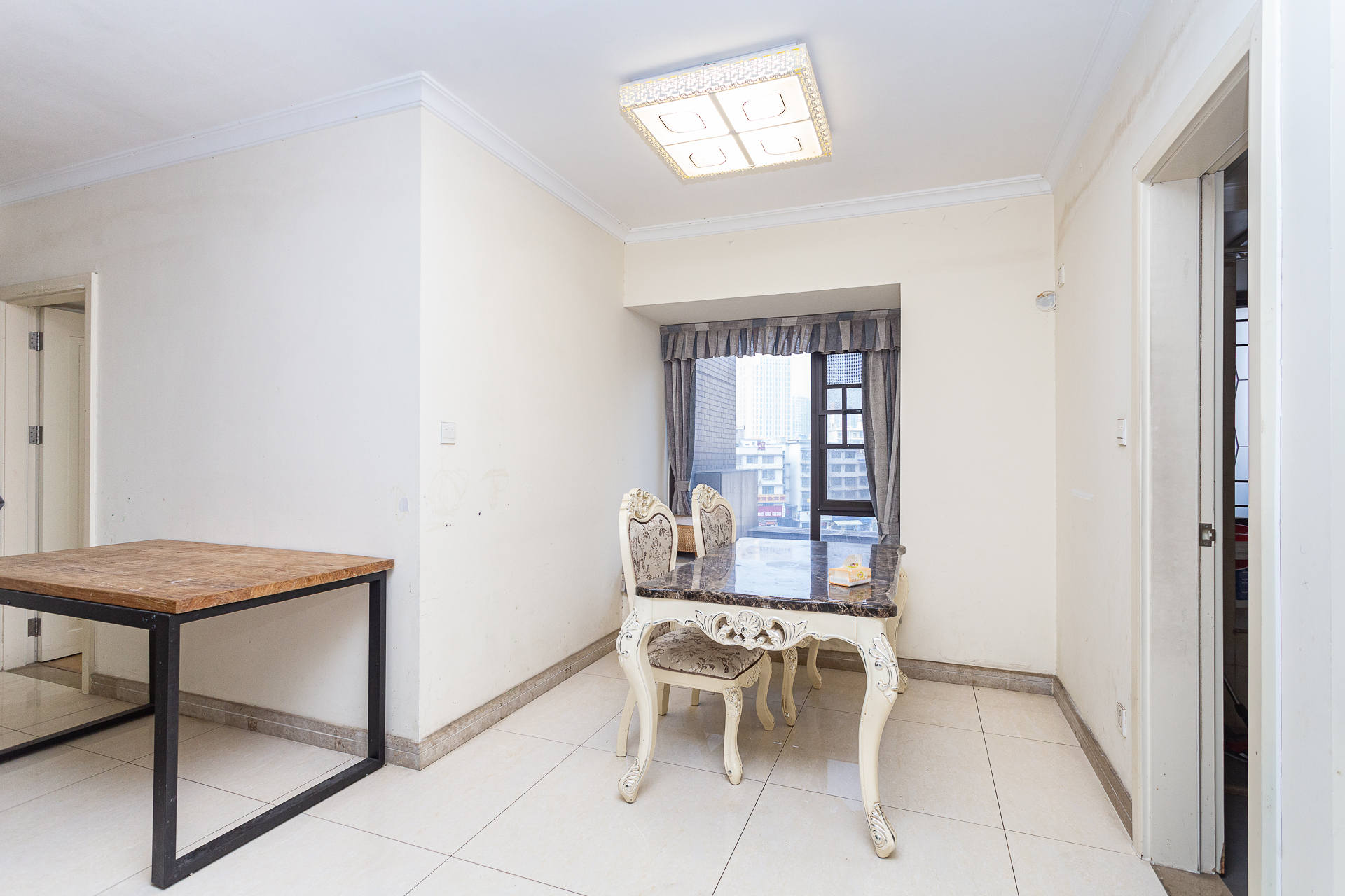 时代倾城一期 3室2厅1卫 98.0万 时代倾城一期 3室2厅1卫 98.0万其他