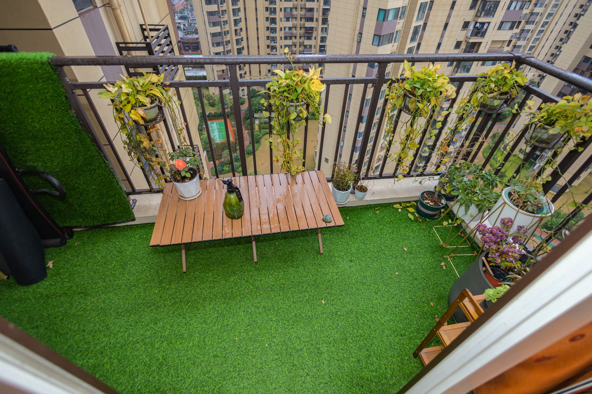 保利香槟国际 4室2厅2卫 100.0万 保利香槟国际 4室2厅2卫 100.0万阳台