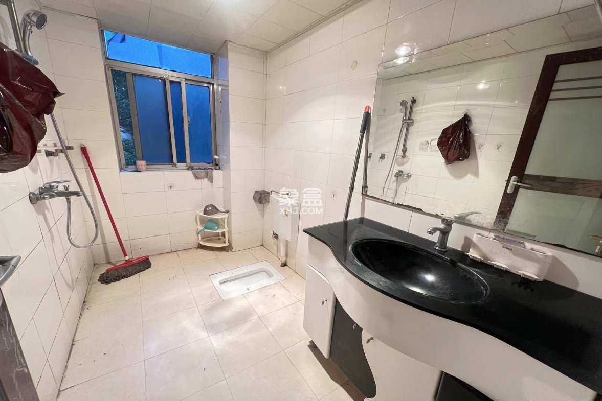 四季花园 3室2厅1卫 85.0万 四季花园 3室2厅1卫 85.0万室内图