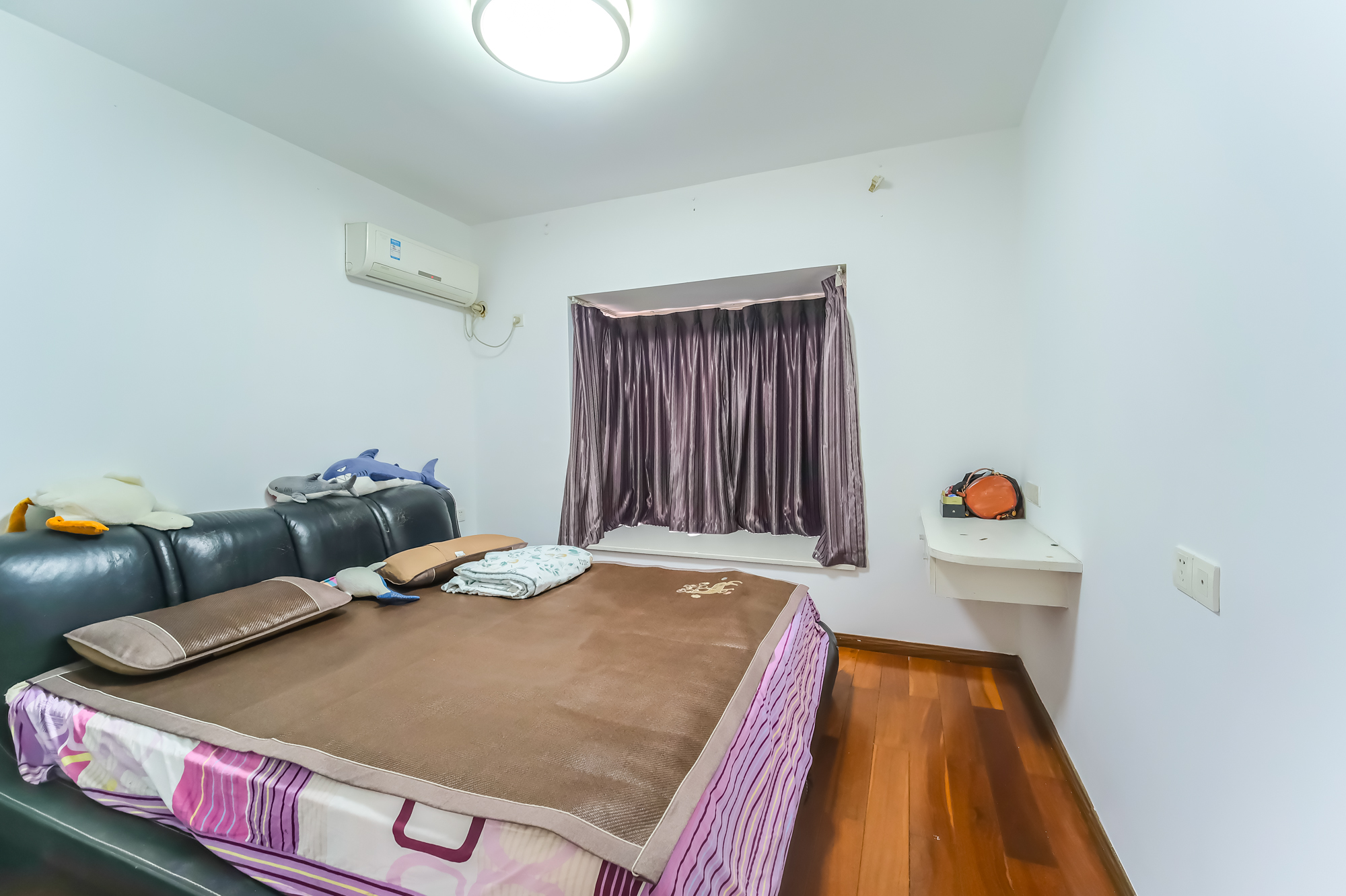 万丽景园 2室2厅1卫 54.9万 万丽景园 2室2厅1卫 54.9万卧室