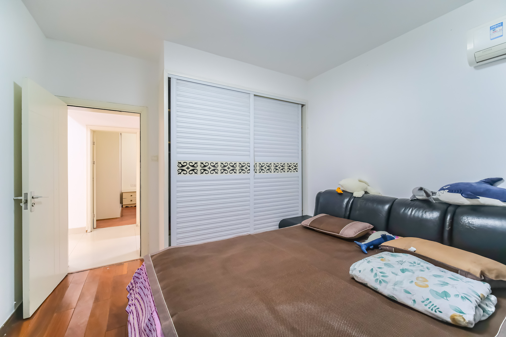 万丽景园 2室2厅1卫 54.9万 万丽景园 2室2厅1卫 54.9万卧室