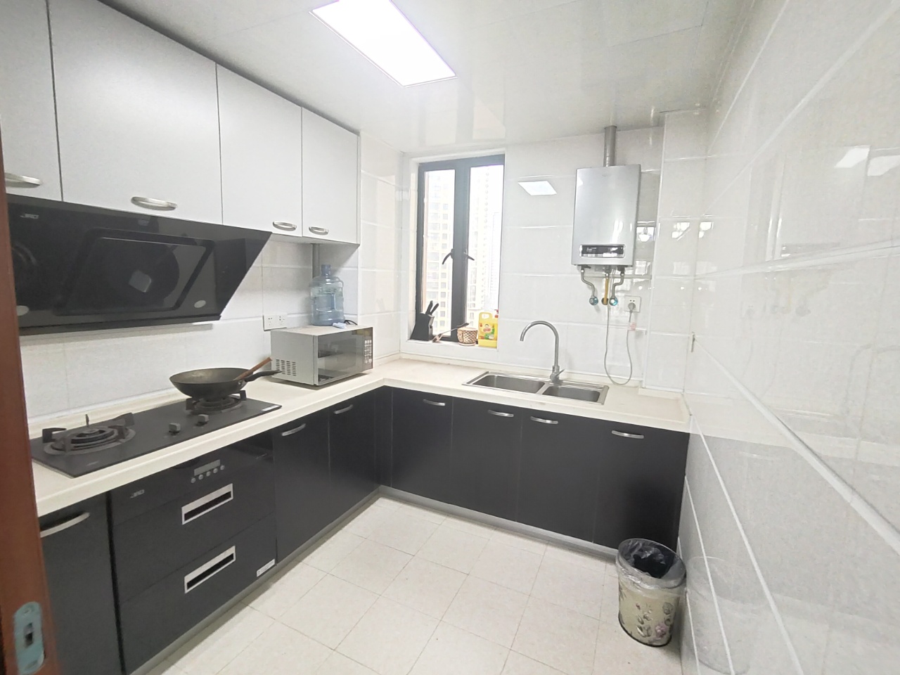 三一歌雅郡 4室2厅2卫 75.8万 三一歌雅郡 4室2厅2卫 75.8万室内图