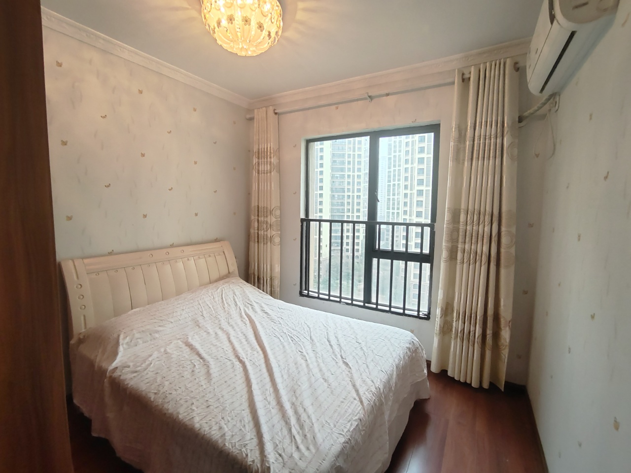 三一歌雅郡 4室2厅2卫 75.8万 三一歌雅郡 4室2厅2卫 75.8万室内图