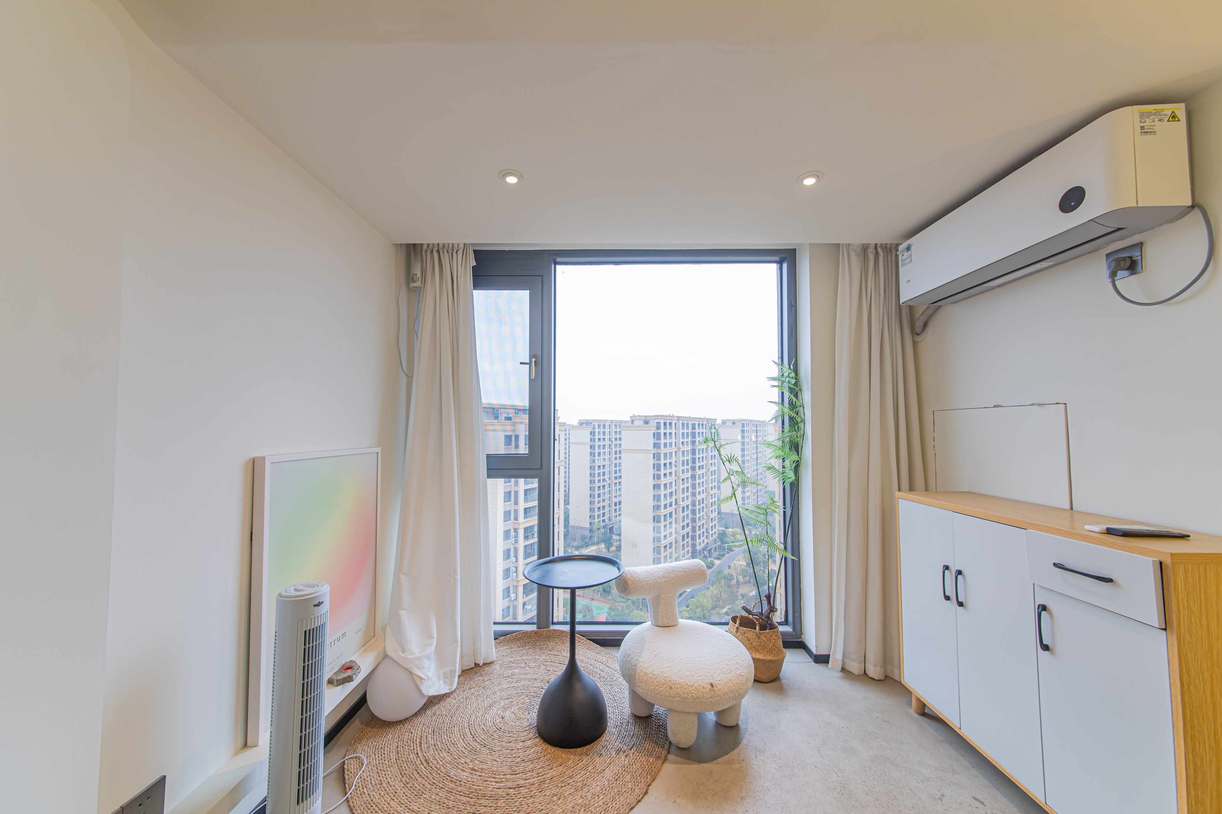 鑫远悦城(鑫远悦时代)  1室1厅1卫    19.9万 鑫远悦城(鑫远悦时代)  1室1厅1卫    19.9万阳台