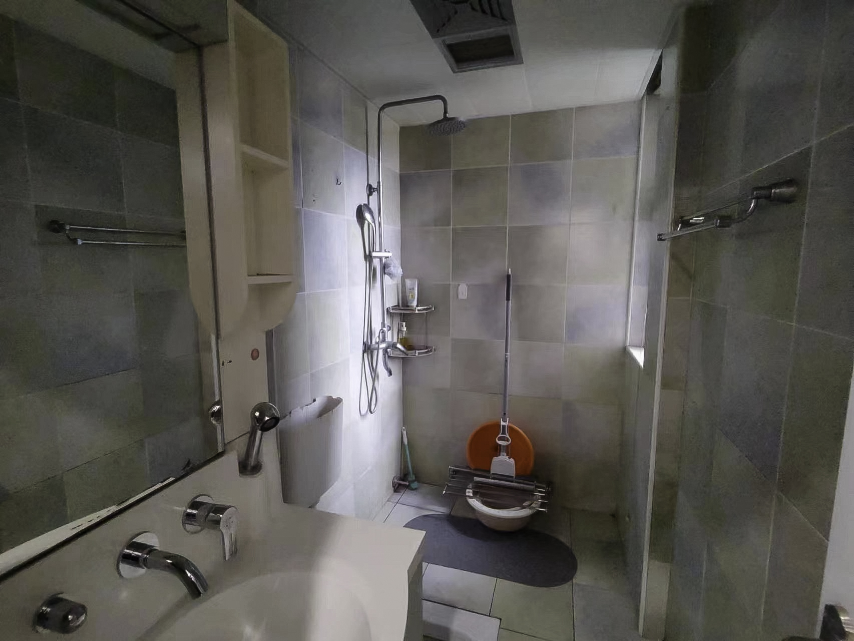 夏威夷碧水春城(碧桂园城市花园) 3室2厅1卫 90.0万 夏威夷碧水春城(碧桂园城市花园) 3室2厅1卫 90.0万卫生间