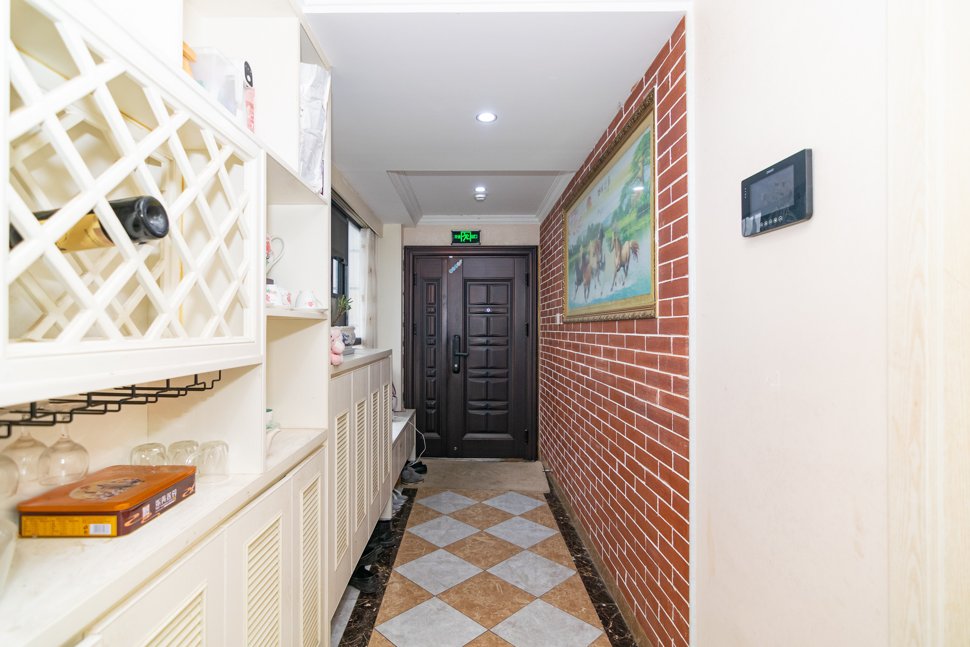 荣盛岳麓峰景 3室2厅2卫 90.0万 荣盛岳麓峰景 3室2厅2卫 90.0万其他