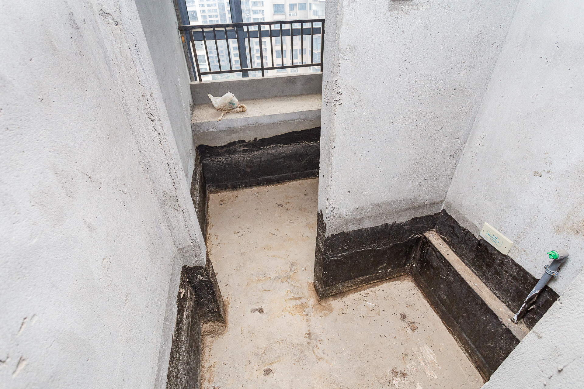 勤诚达新界 4室2厅2卫 113.0万 勤诚达新界 4室2厅2卫 113.0万卫生间