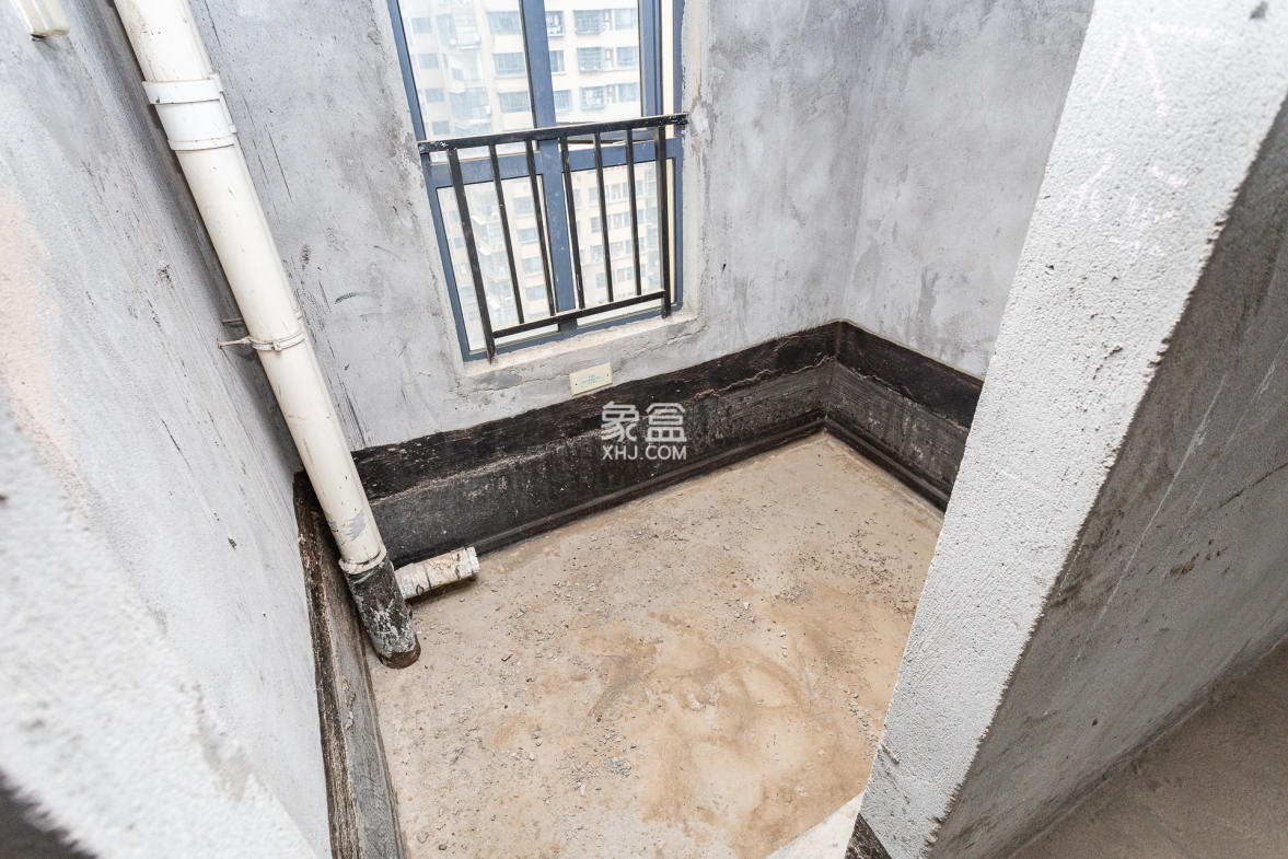 勤诚达新界 4室2厅2卫 113.0万 勤诚达新界 4室2厅2卫 113.0万卫生间