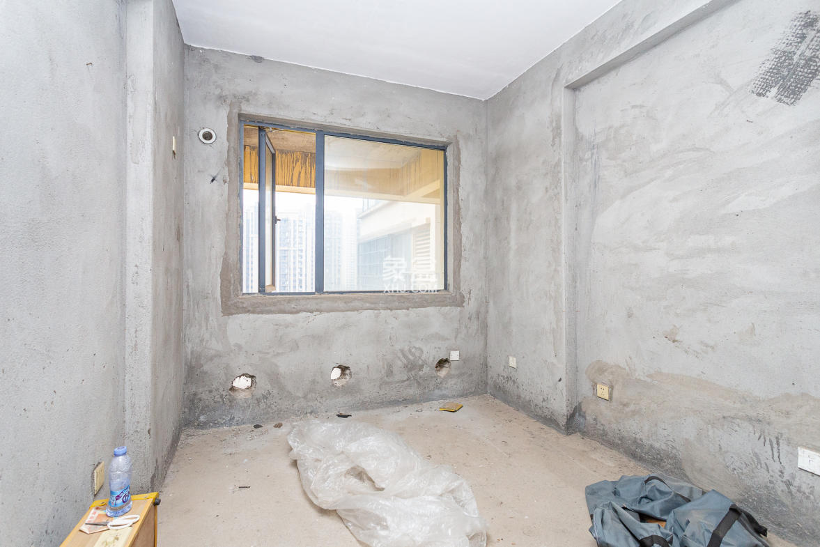 勤诚达新界 4室2厅2卫 113.0万 勤诚达新界 4室2厅2卫 113.0万卧室