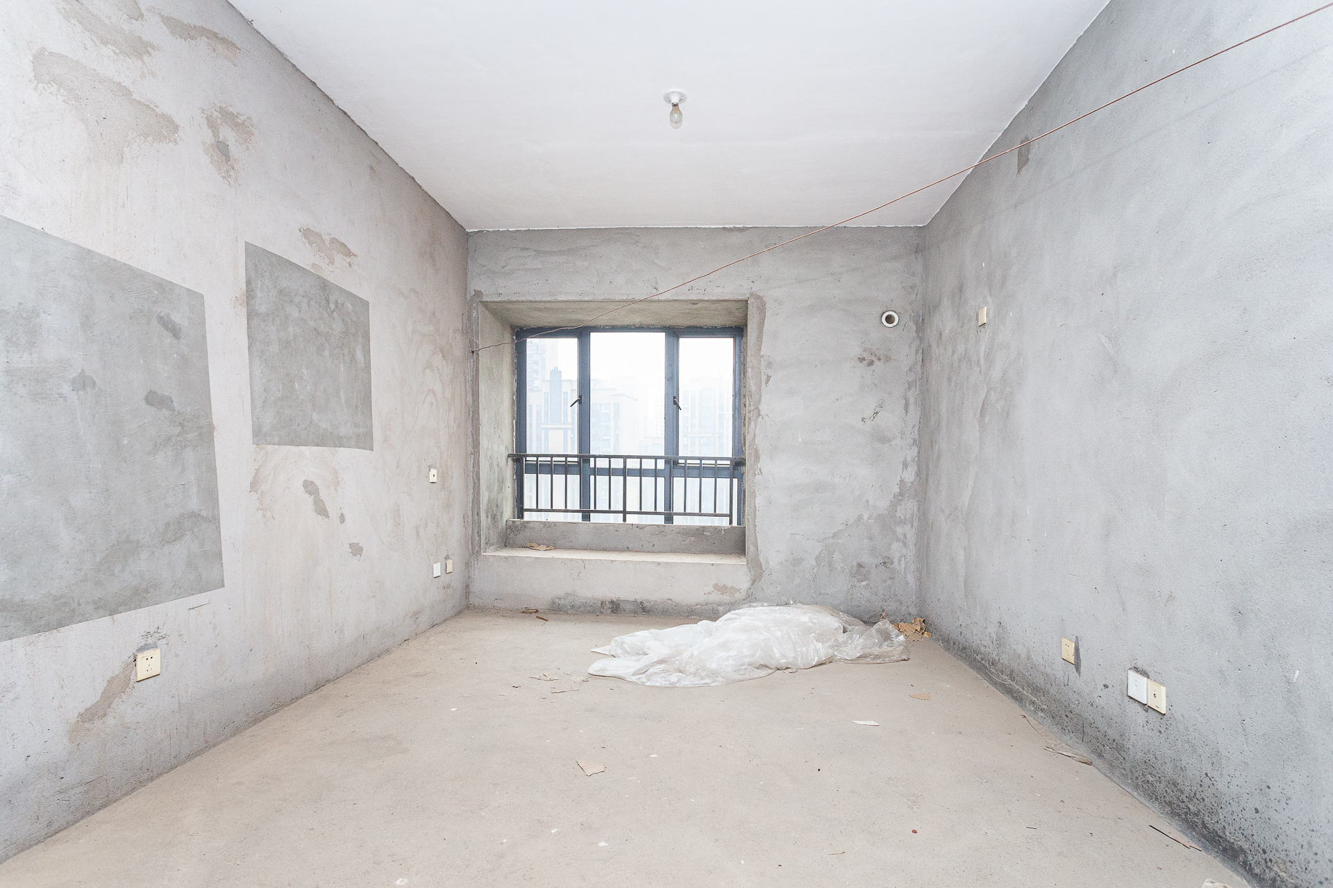 勤诚达新界 4室2厅2卫 113.0万 勤诚达新界 4室2厅2卫 113.0万卧室