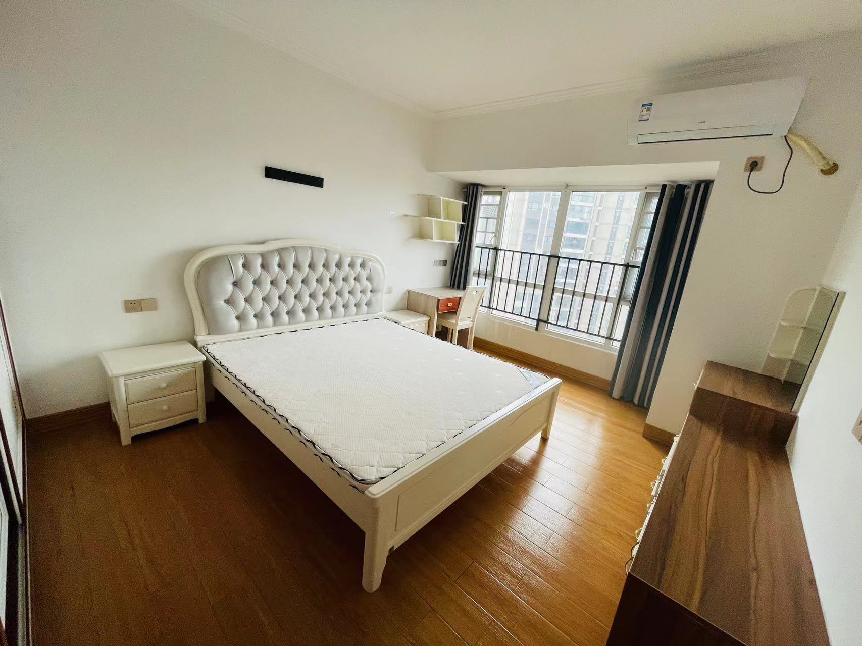 美的城三期 3室2厅2卫 68.0万 美的城三期 3室2厅2卫 68.0万室内图