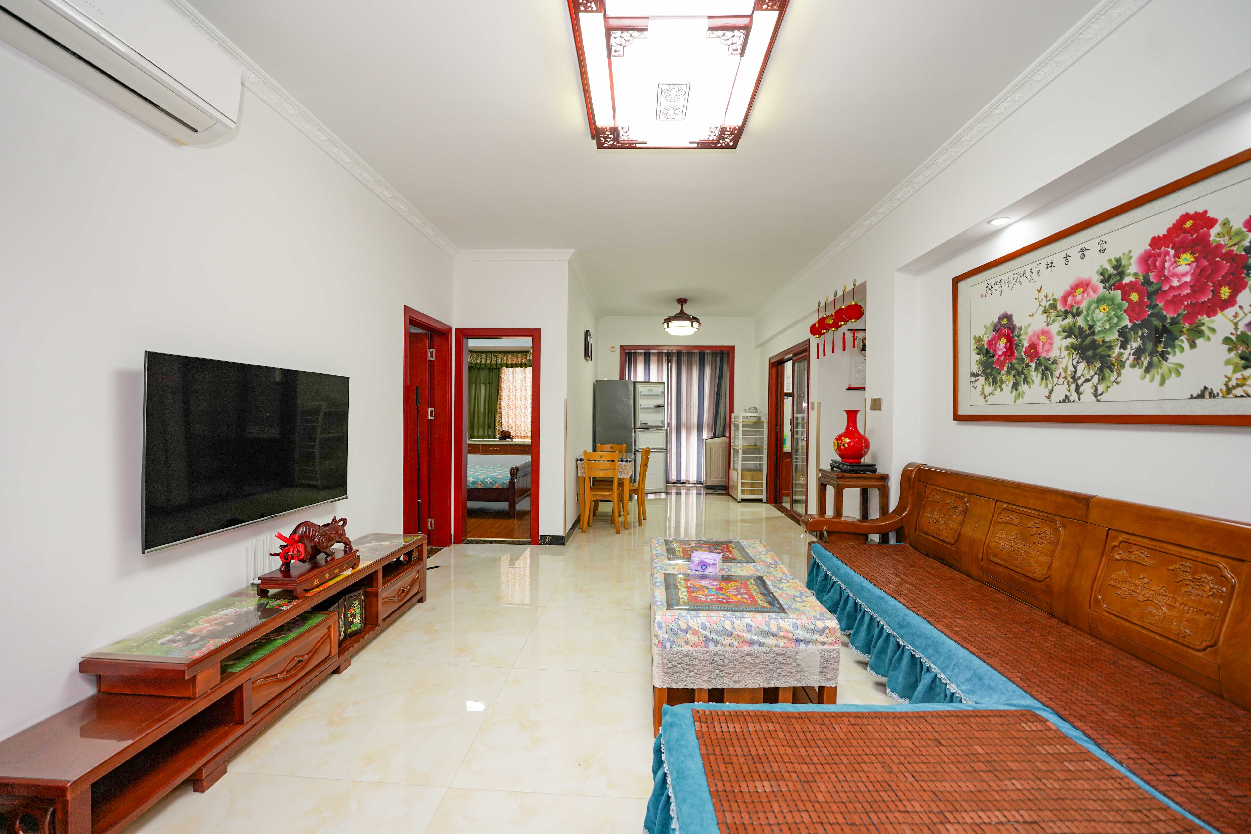 和美星城  2室2厅1卫    78.0万客厅