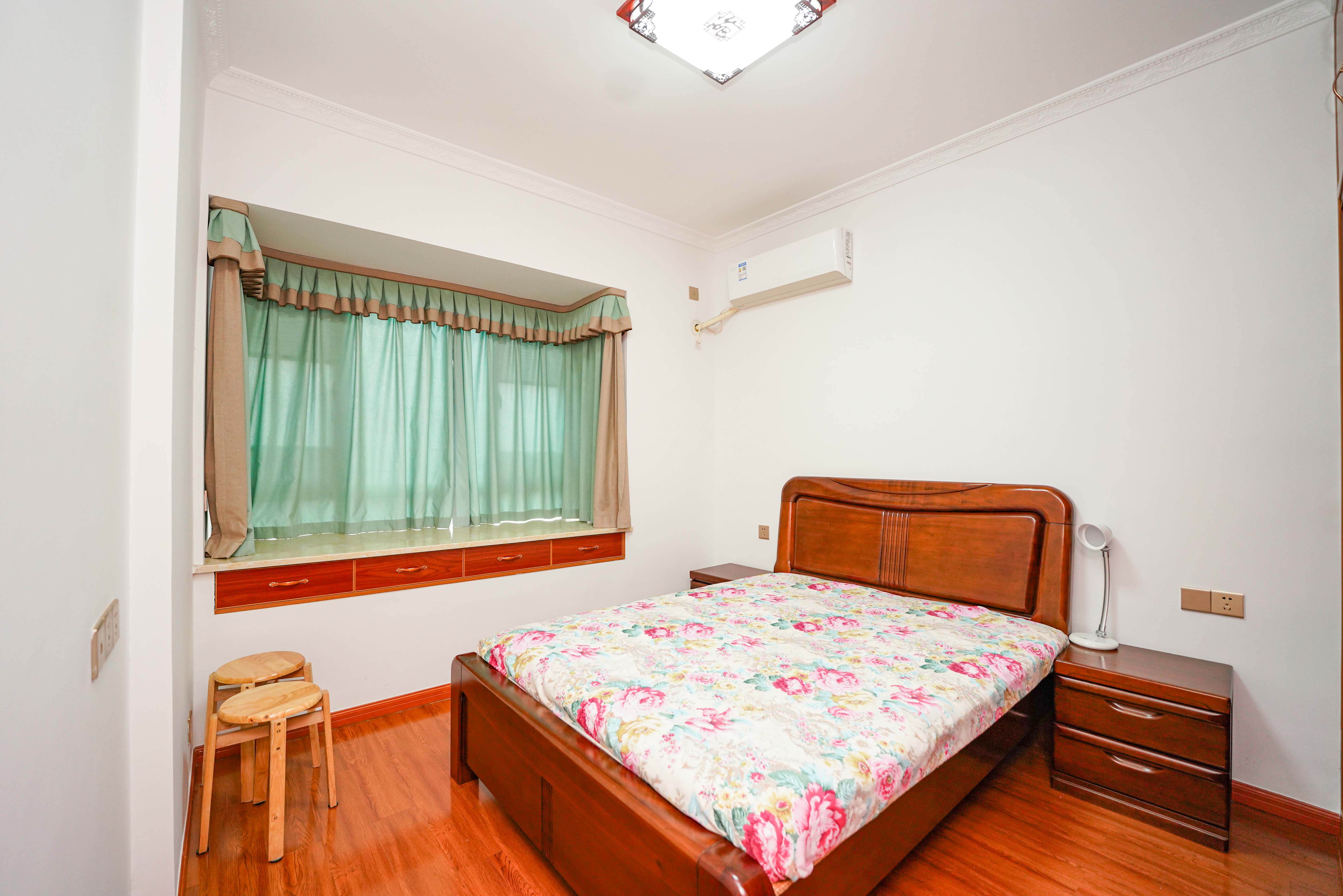 和美星城  2室2厅1卫    78.0万 和美星城  2室2厅1卫    78.0万卧室