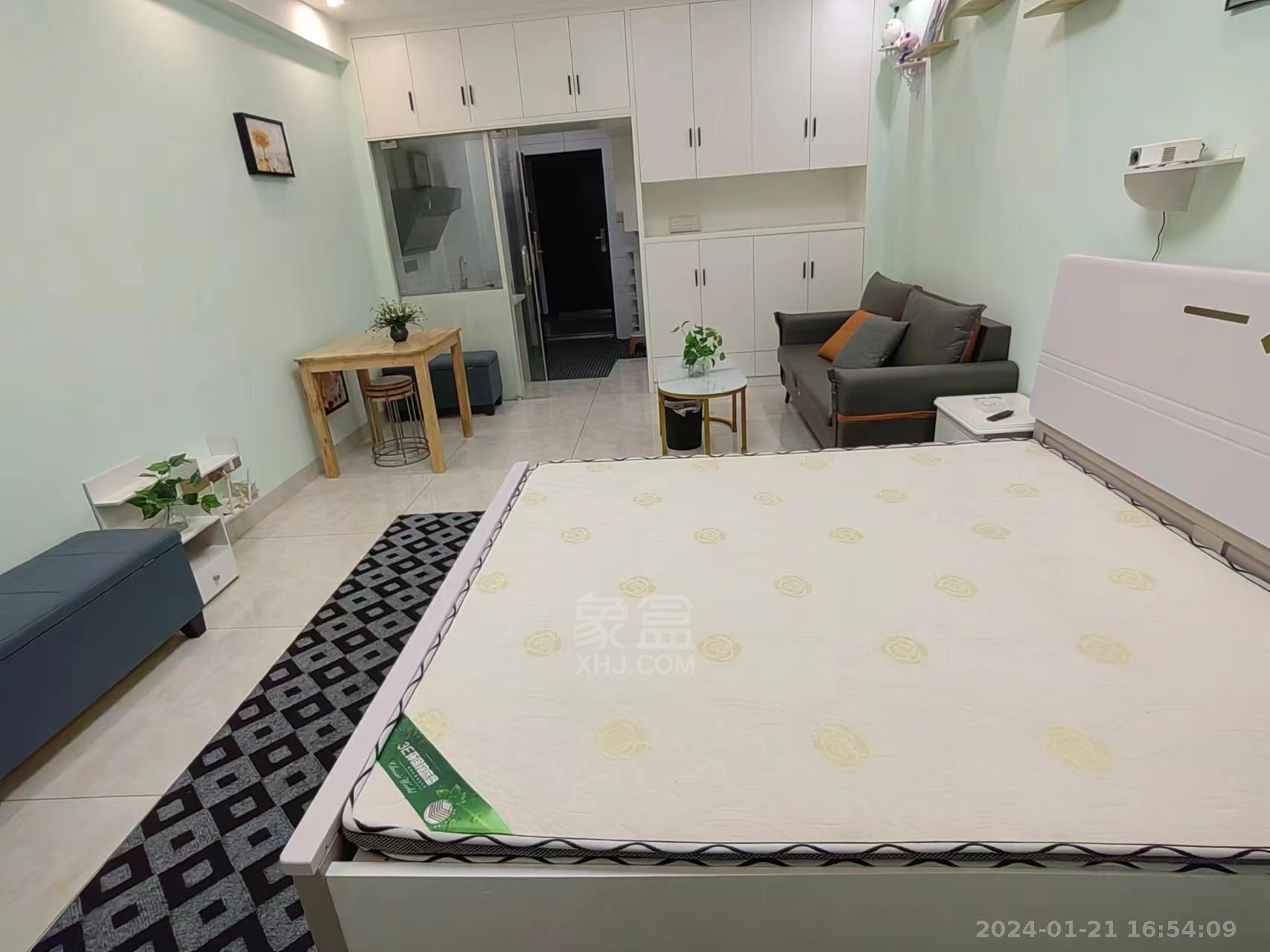 朗廷览江 1室1厅1卫 1700.00元/月 朗廷览江 1室1厅1卫 1700.00元/月室内图