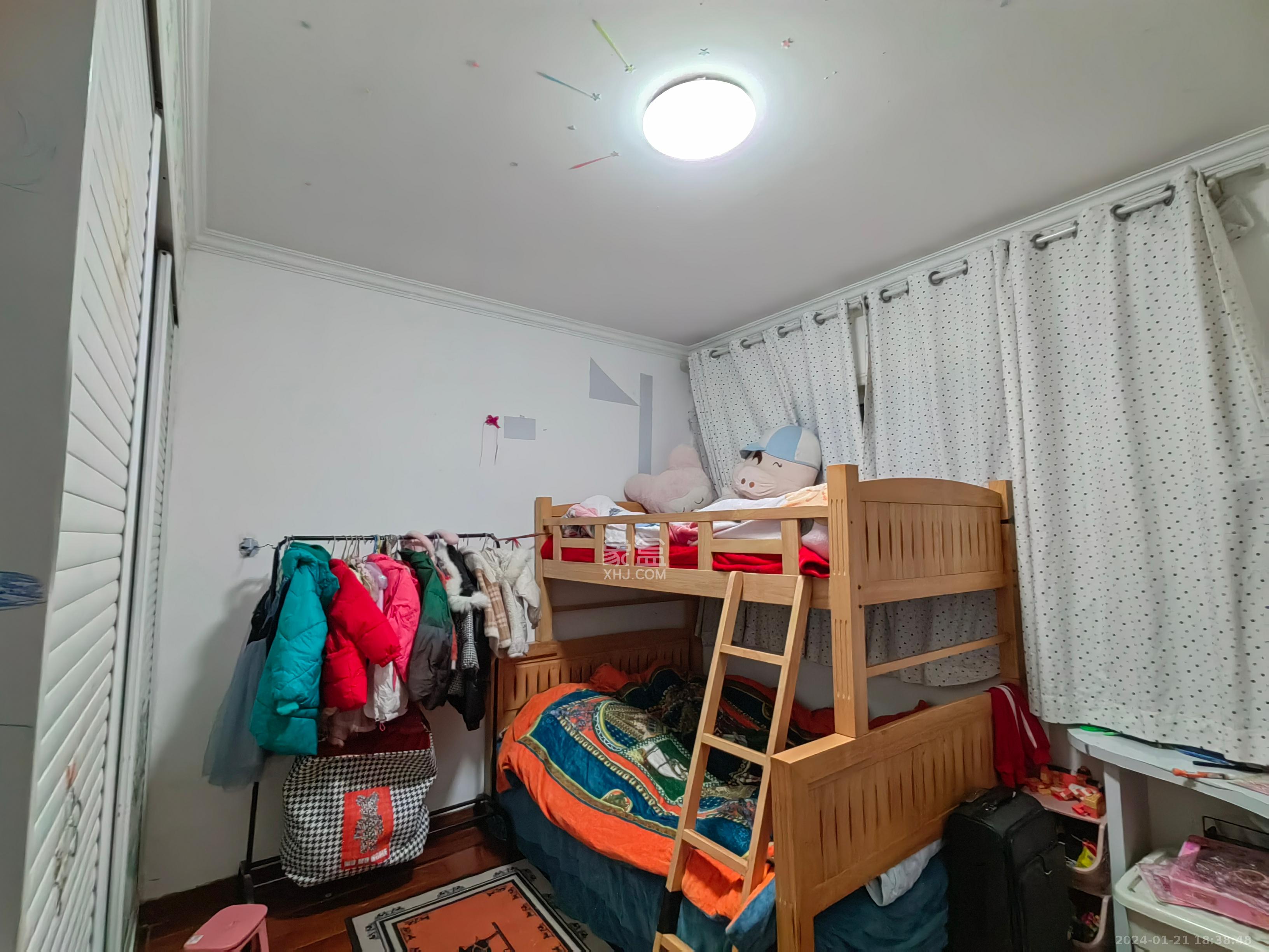 景上鑫苑  3室2厅2卫   2500.00元/月室内图