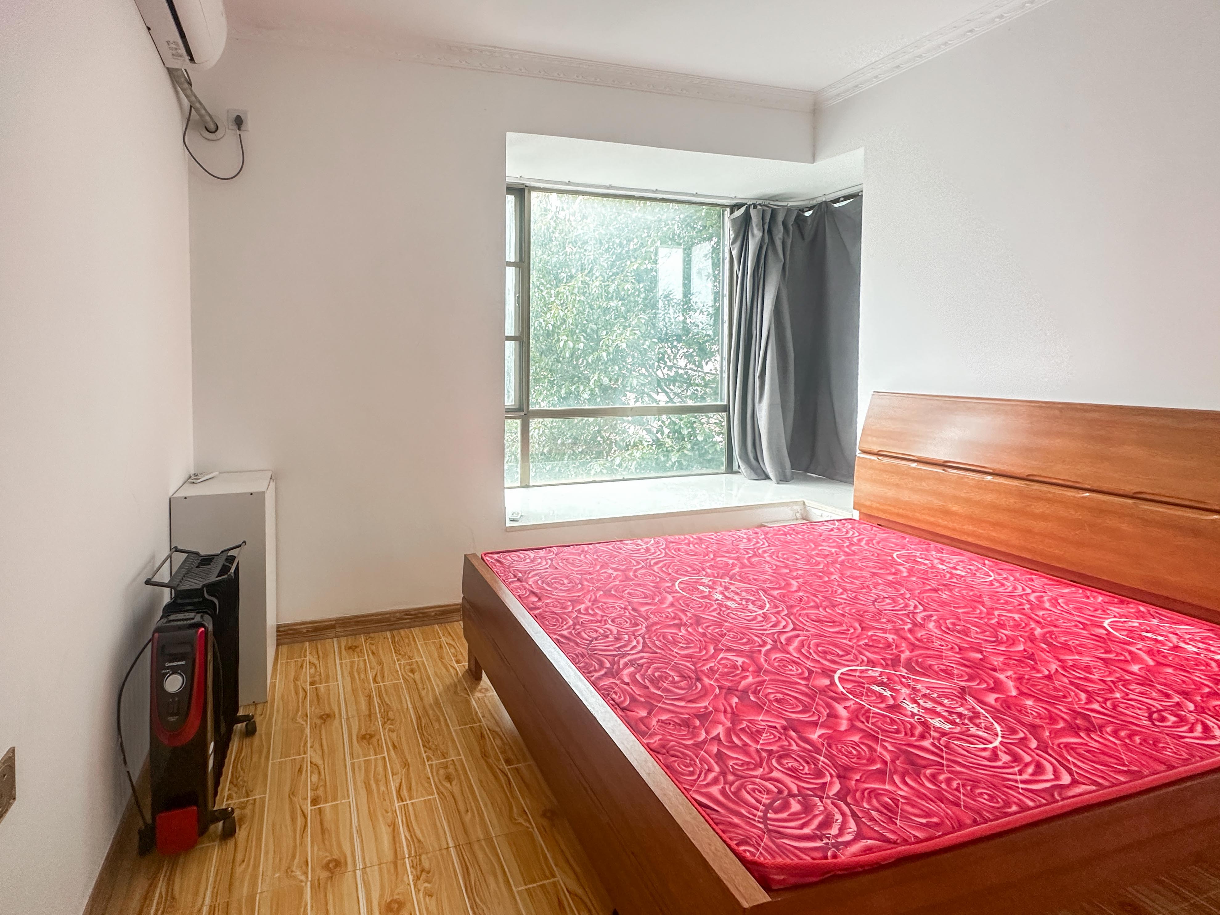 碧桂园山湖城 2室1厅1卫 48.0万 碧桂园山湖城 2室1厅1卫 48.0万卧室