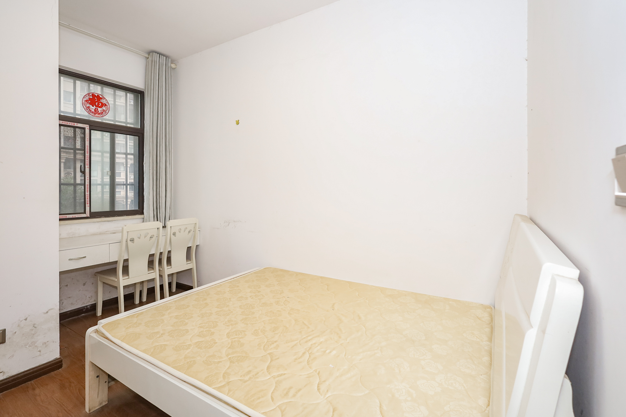 阳光丽城一期 4室2厅2卫 150.0万 阳光丽城一期 4室2厅2卫 150.0万卧室