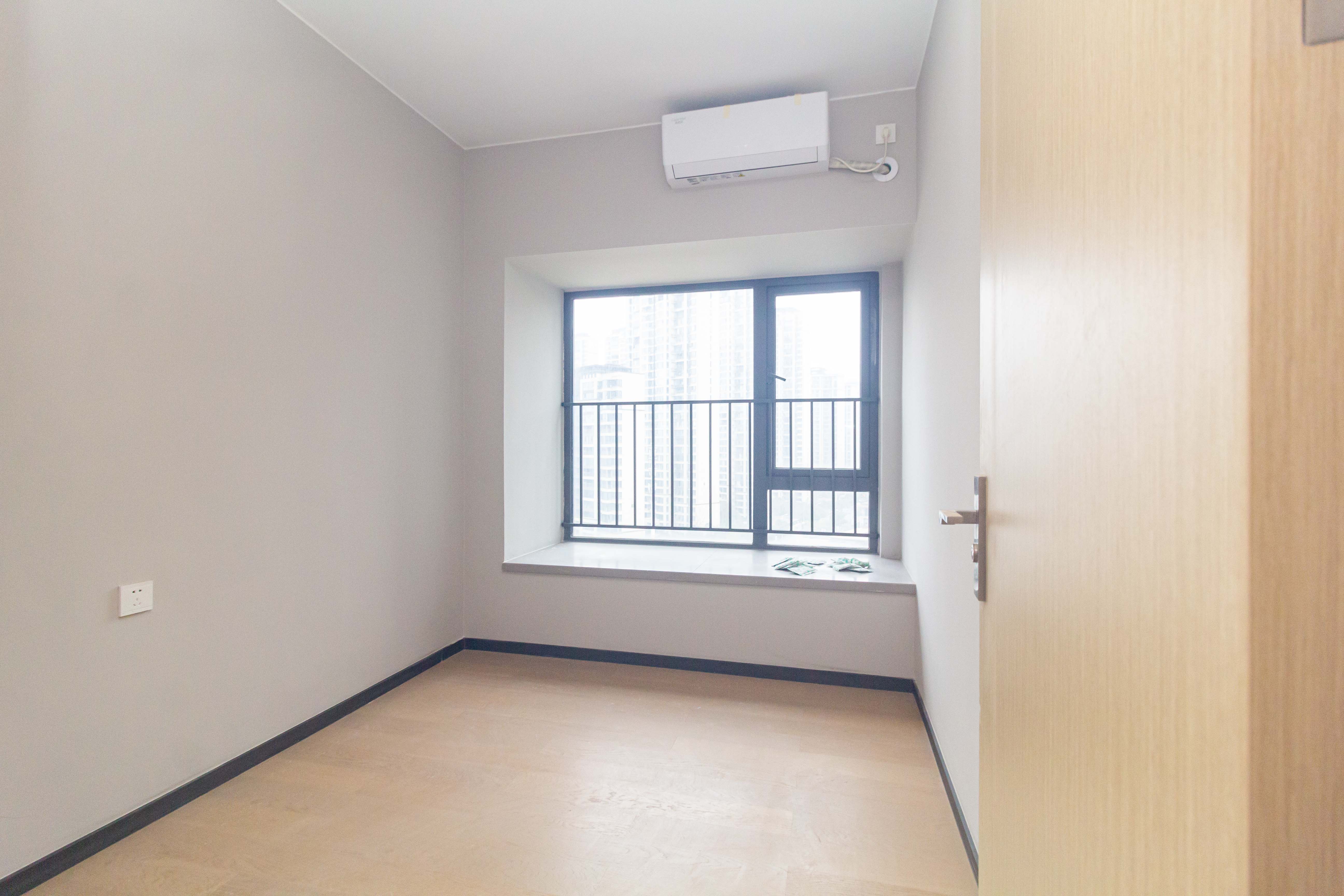 时代印记(长沙时代印记花园) 4室2厅2卫 158.0万 时代印记(长沙时代印记花园) 4室2厅2卫 158.0万卧室