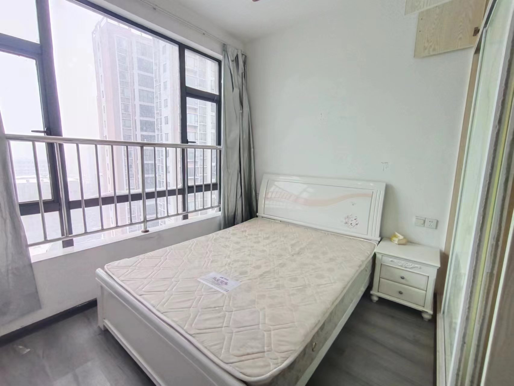 庐山春天早安华晨  1室1厅1卫    35.0万 庐山春天早安华晨  1室1厅1卫    35.0万室内图