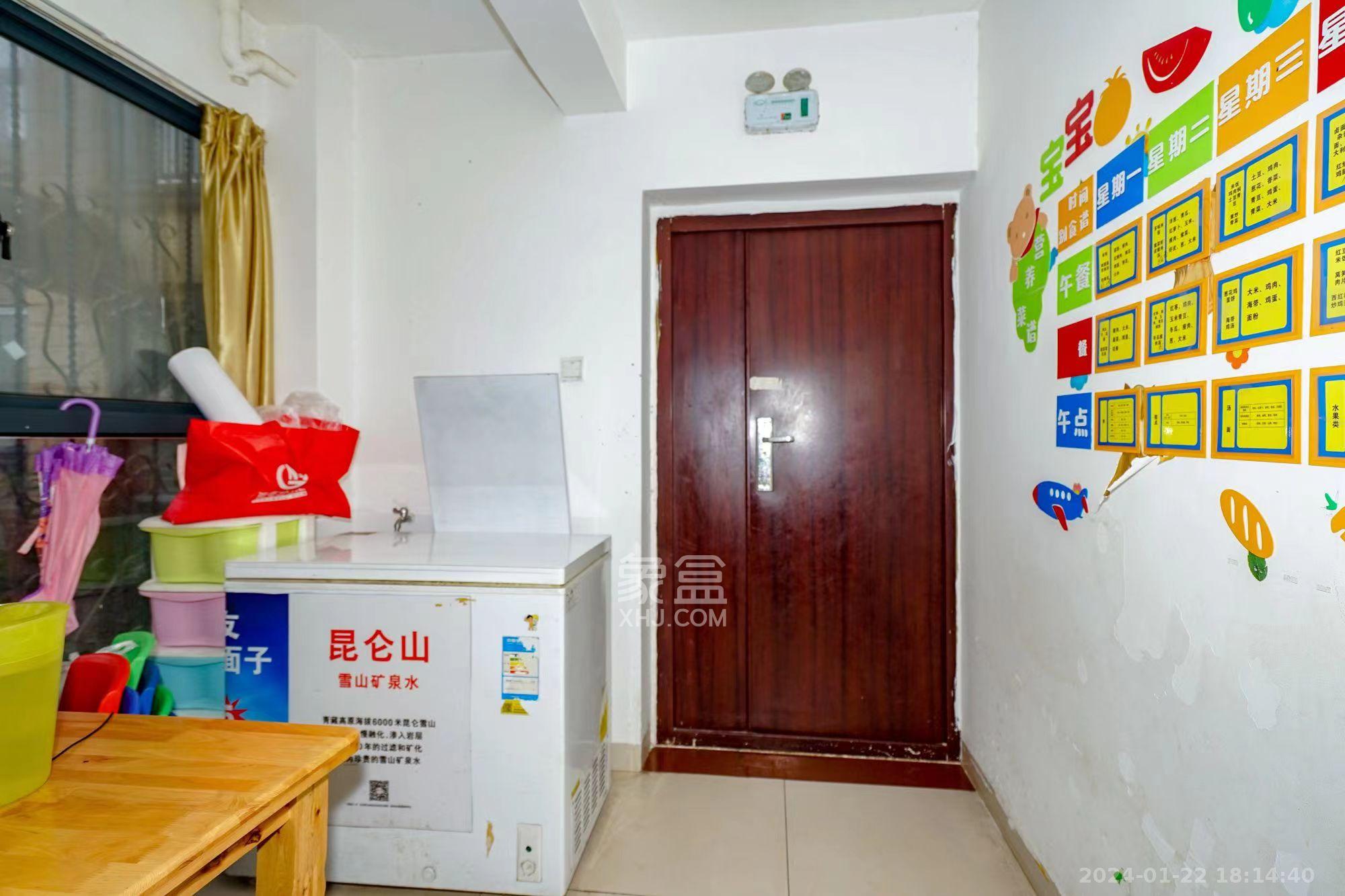 中建芙蓉嘉苑  3室2厅1卫    2700.0元/月室内图