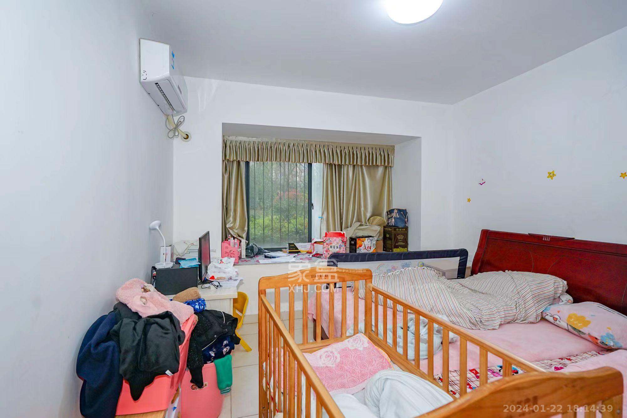 中建芙蓉嘉苑  3室2厅1卫    2700.0元/月室内图