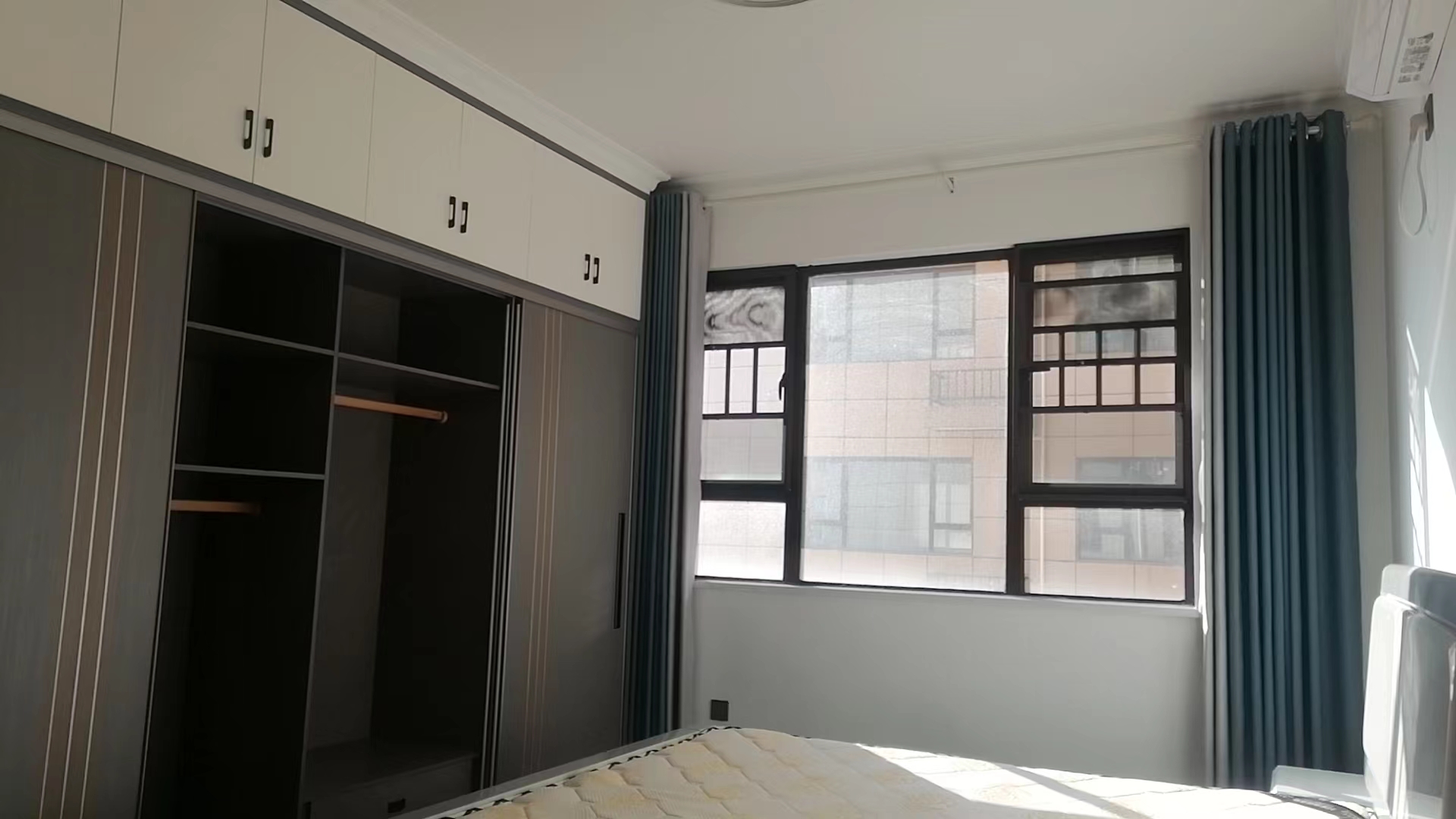 友阿国际  3室2厅2卫   2800.00元/月室内图