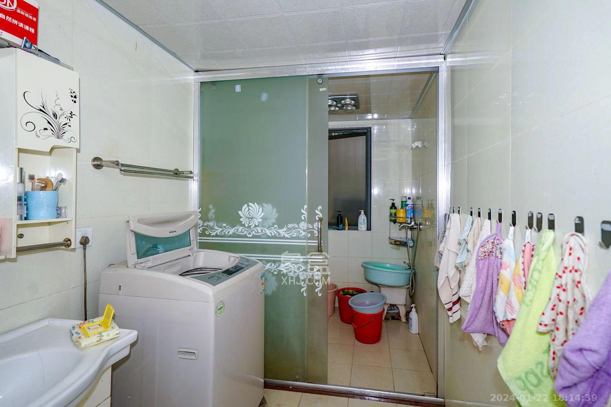 中建芙蓉嘉苑  3室2厅1卫    2700.0元/月室内图