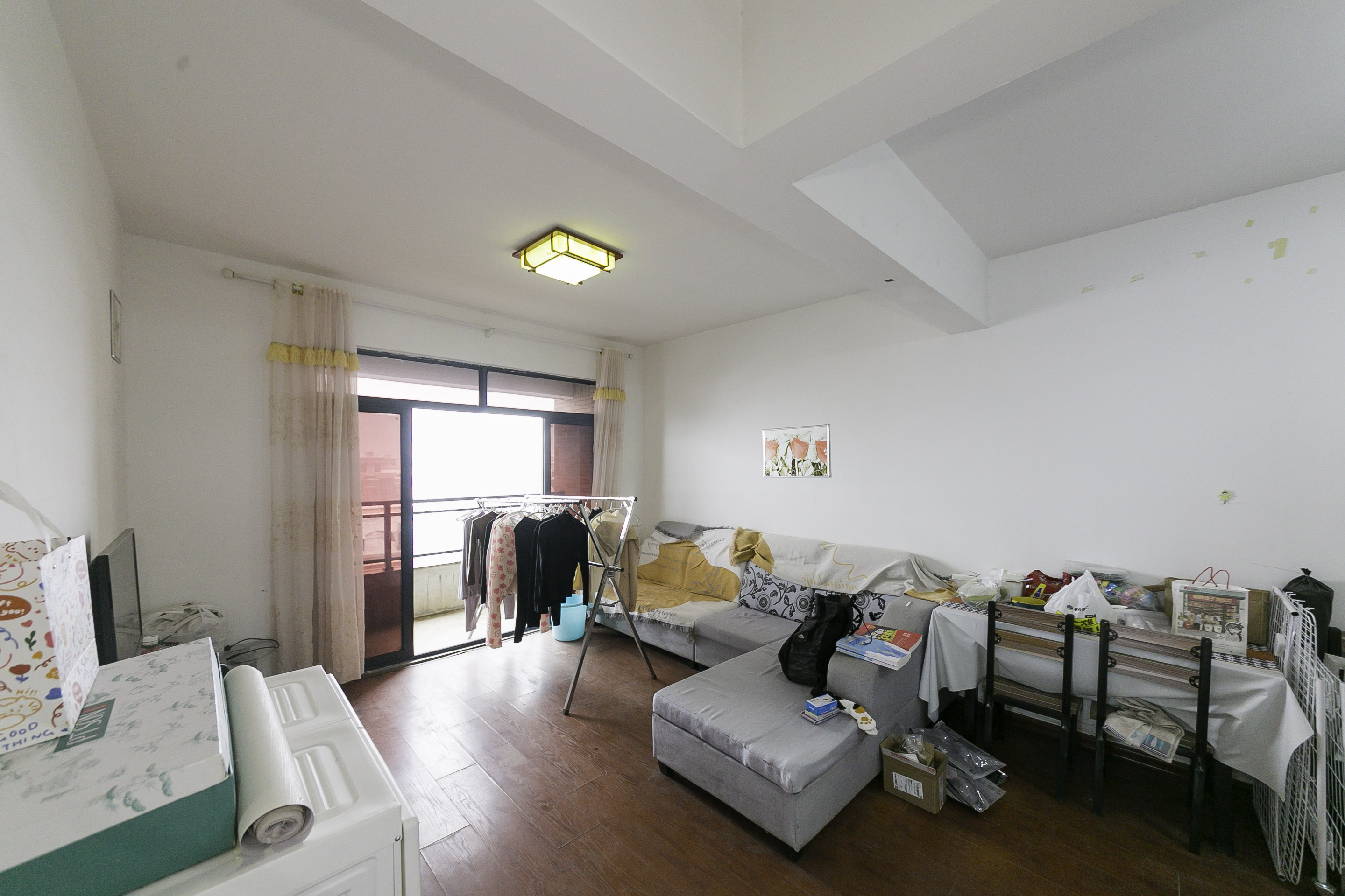 湘府9号  2室2厅1卫   70.00万客厅