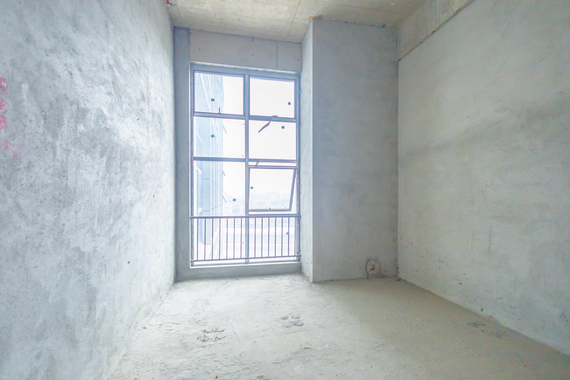 佳俊万家府  3室1厅2卫    25.66万 佳俊万家府  3室1厅2卫    25.66万客厅