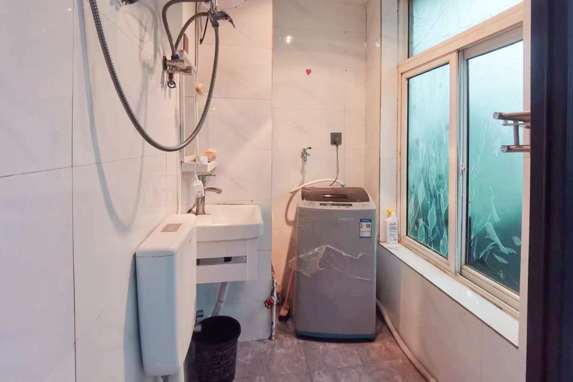 松雅安置小区 28室0厅15卫 420.0万 松雅安置小区 28室0厅15卫 420.0万卫生间