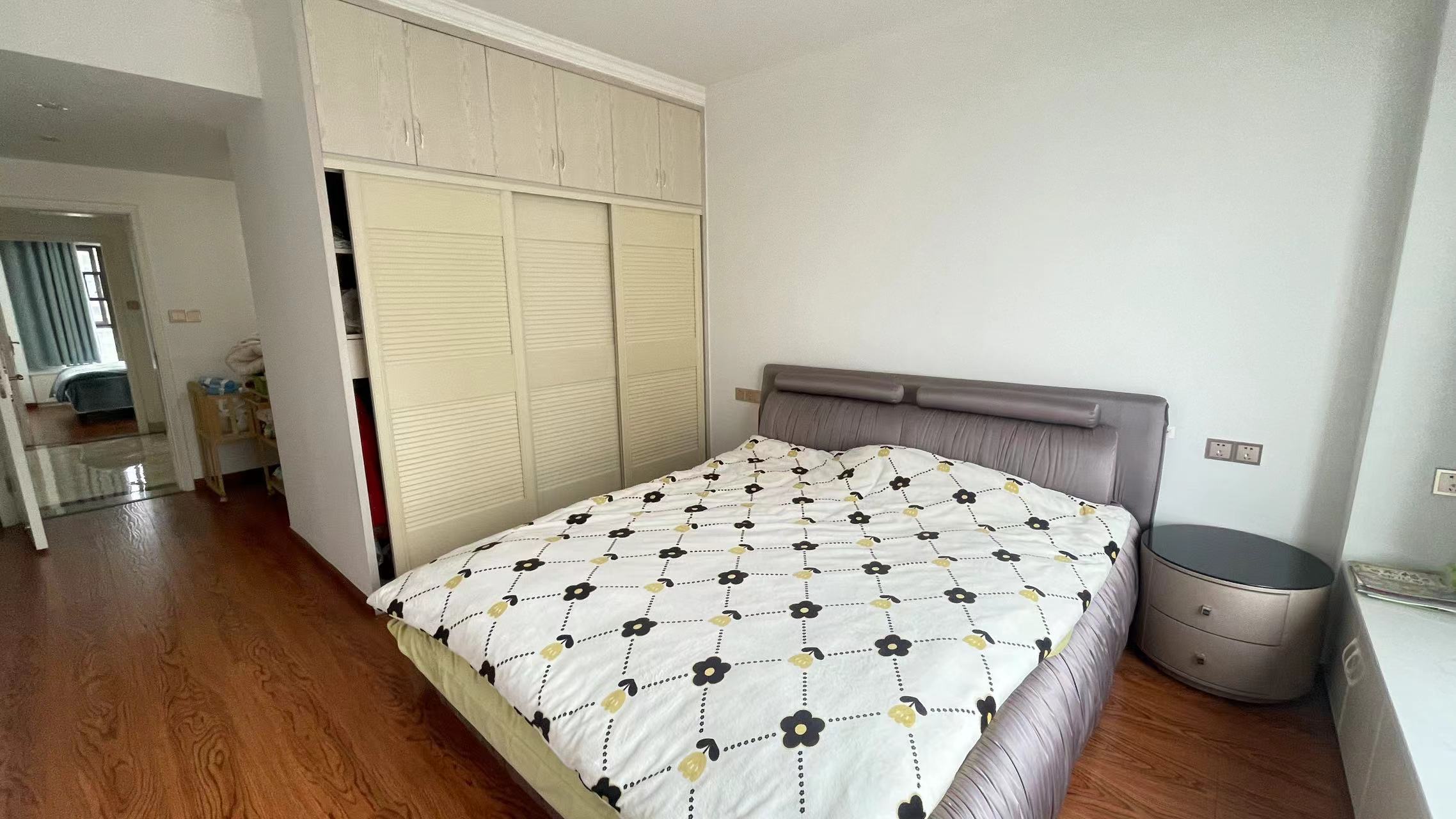 佳兆业金域天下二期 4室2厅2卫 68.0万 佳兆业金域天下二期 4室2厅2卫 68.0万室内图