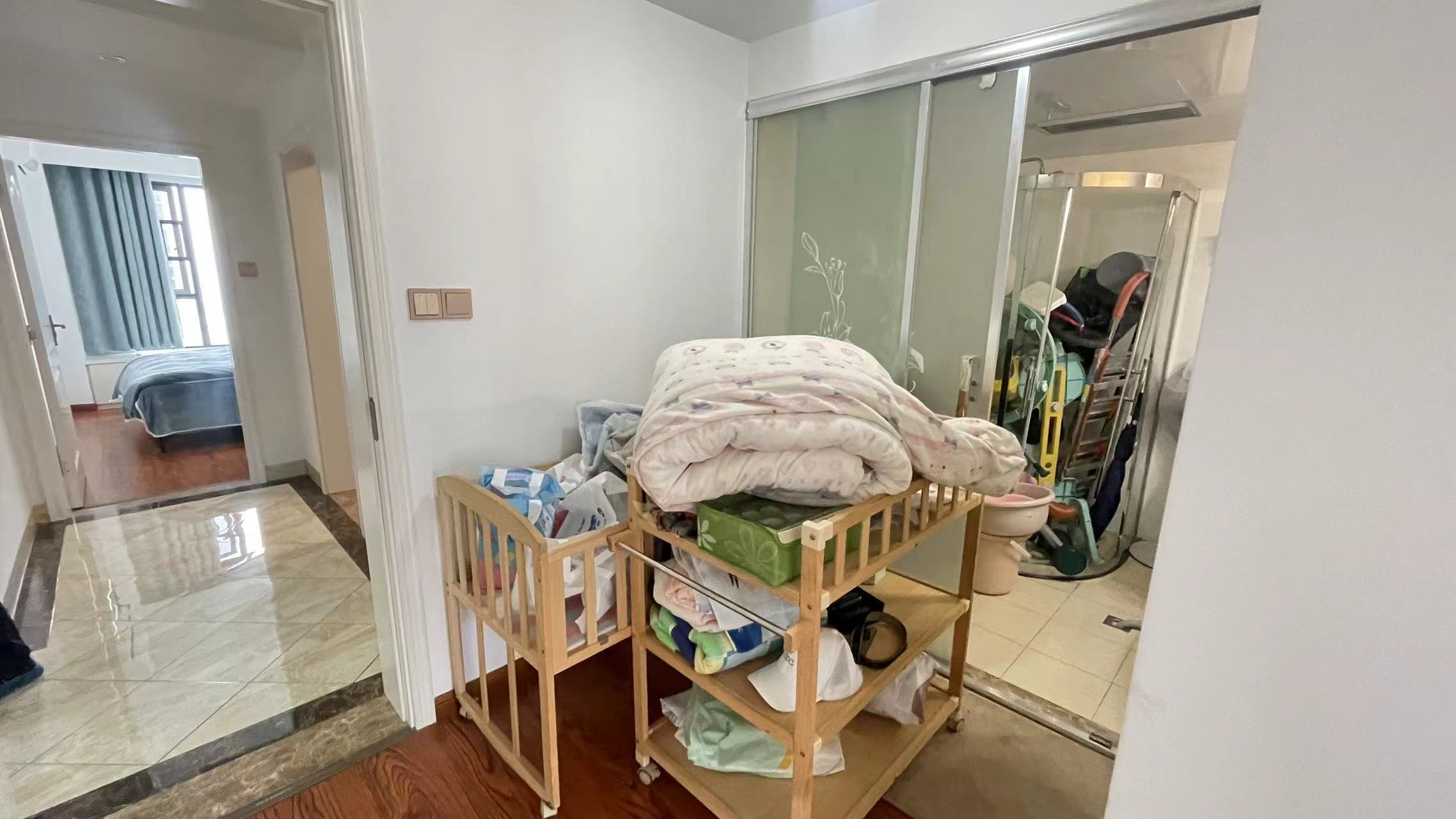 佳兆业金域天下二期 4室2厅2卫 68.0万 佳兆业金域天下二期 4室2厅2卫 68.0万室内图