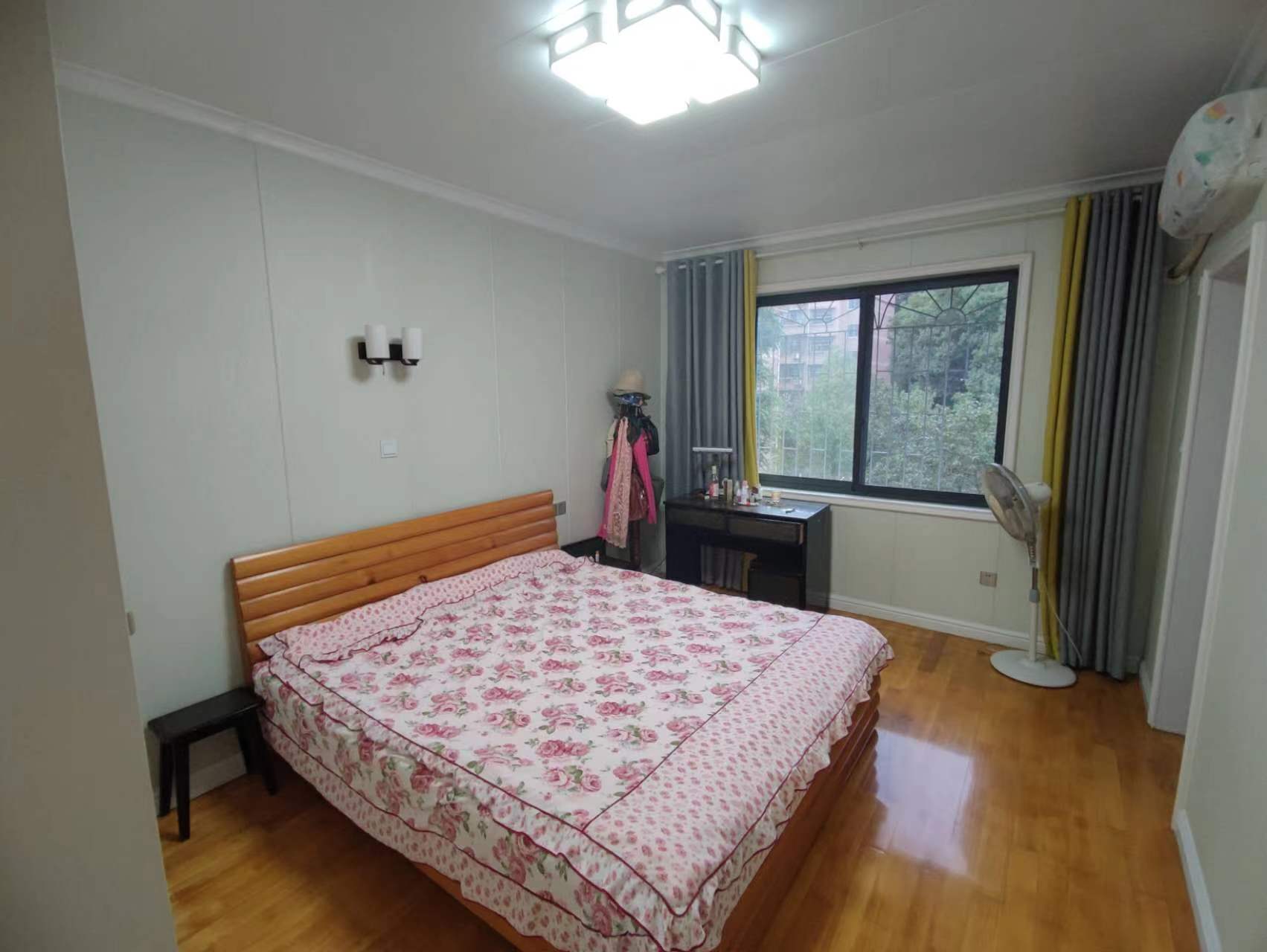 天台小区 3室2厅2卫 56.0万 天台小区 3室2厅2卫 56.0万室内图