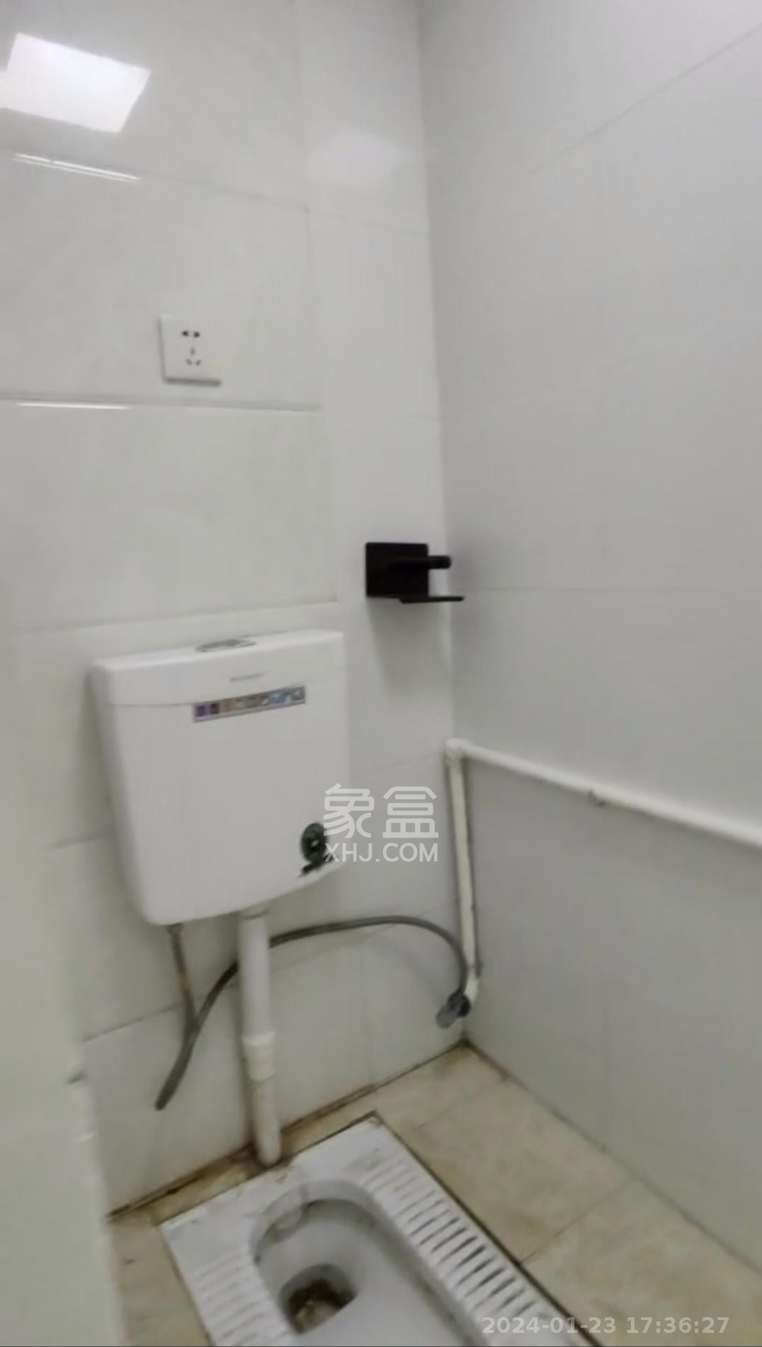 奥克斯广场  1室1厅1卫   2600.00元/月室内图