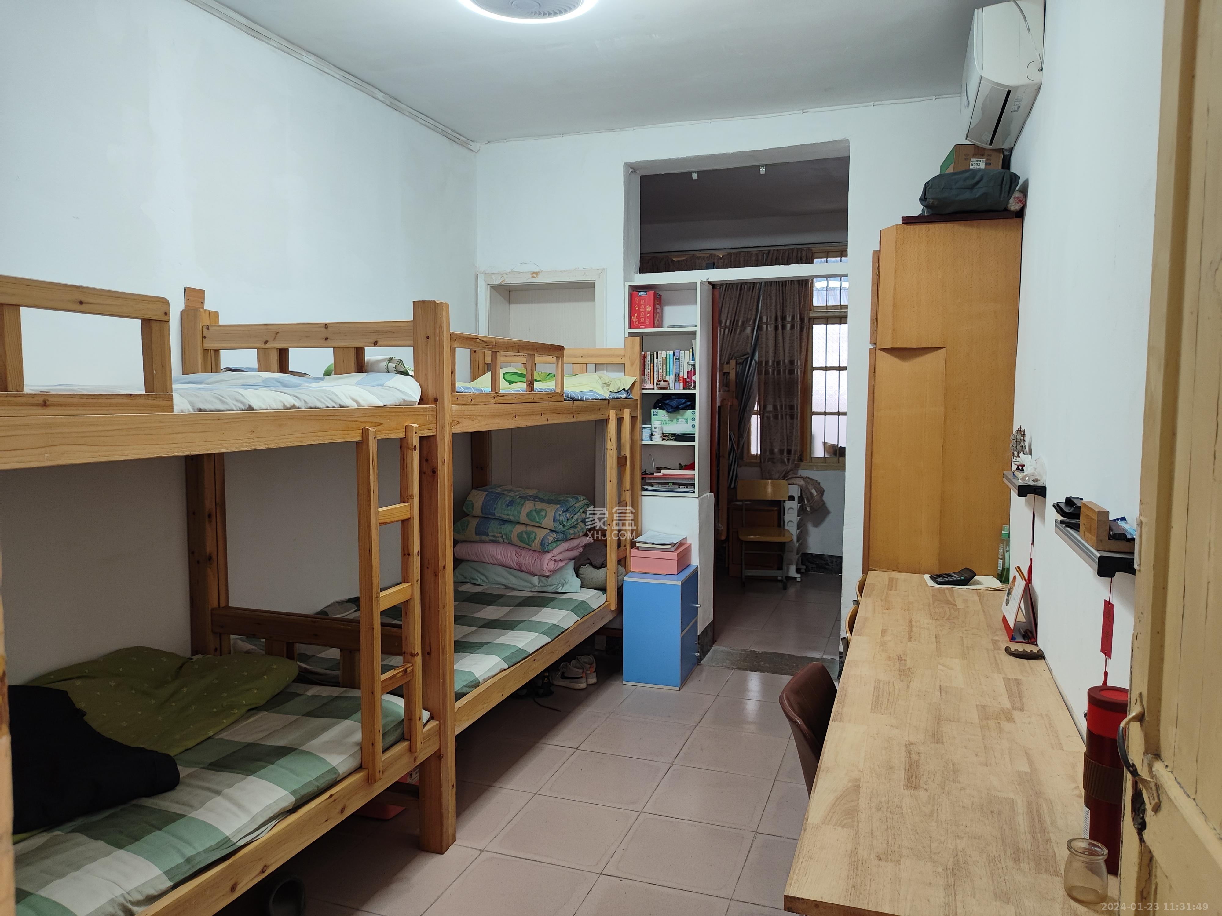 雅礼中学宿舍楼  3室2厅1卫   4800.00元/月室内图
