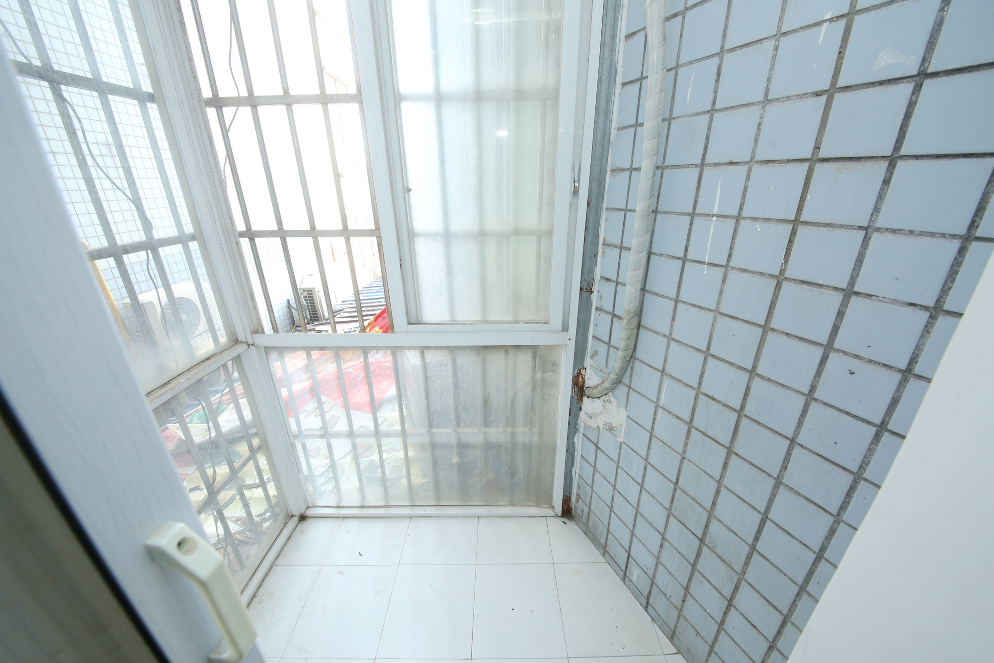 锦华时代  1室1厅1卫   30.00万阳台