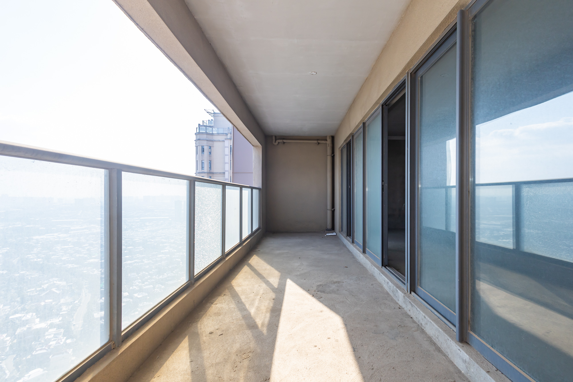 碧桂园威尼斯城 5室2厅3卫 315.88万 碧桂园威尼斯城 5室2厅3卫 315.88万阳台