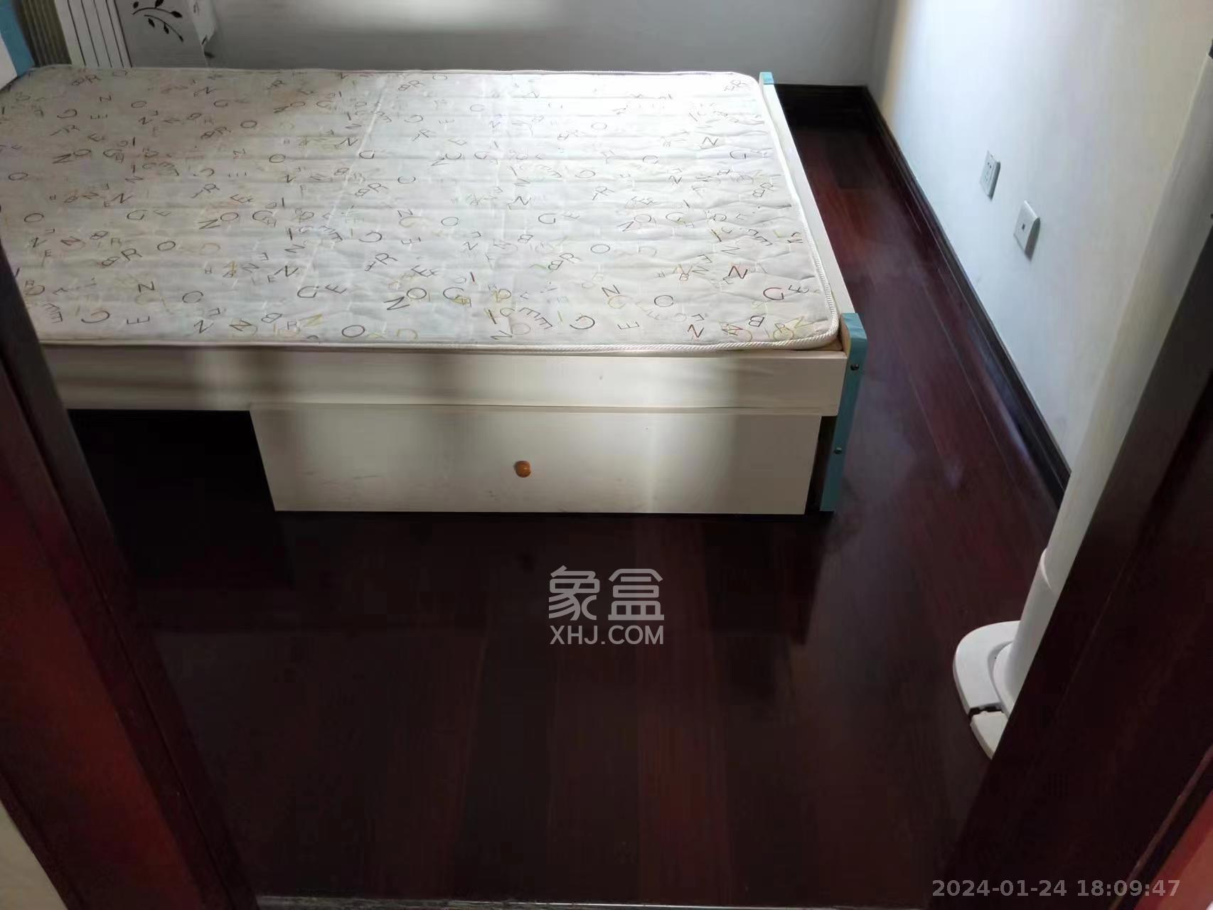 中海国际二期  4室2厅2卫   2500.00元/月室内图