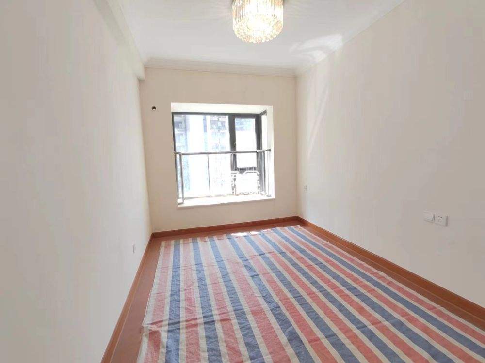 恒大华府 3室2厅2卫 95.0万 恒大华府 3室2厅2卫 95.0万室内图