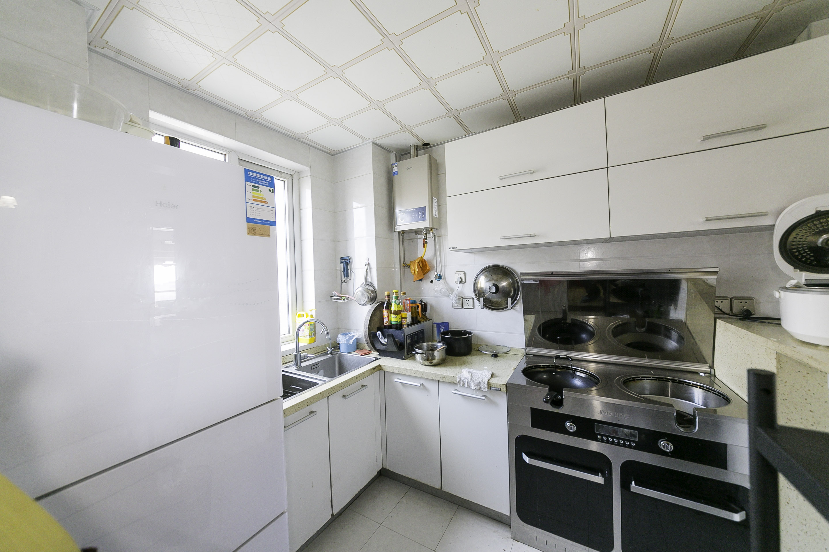 长城雅苑 3室2厅2卫 140.00万 长城雅苑 3室2厅2卫 140.00万厨房