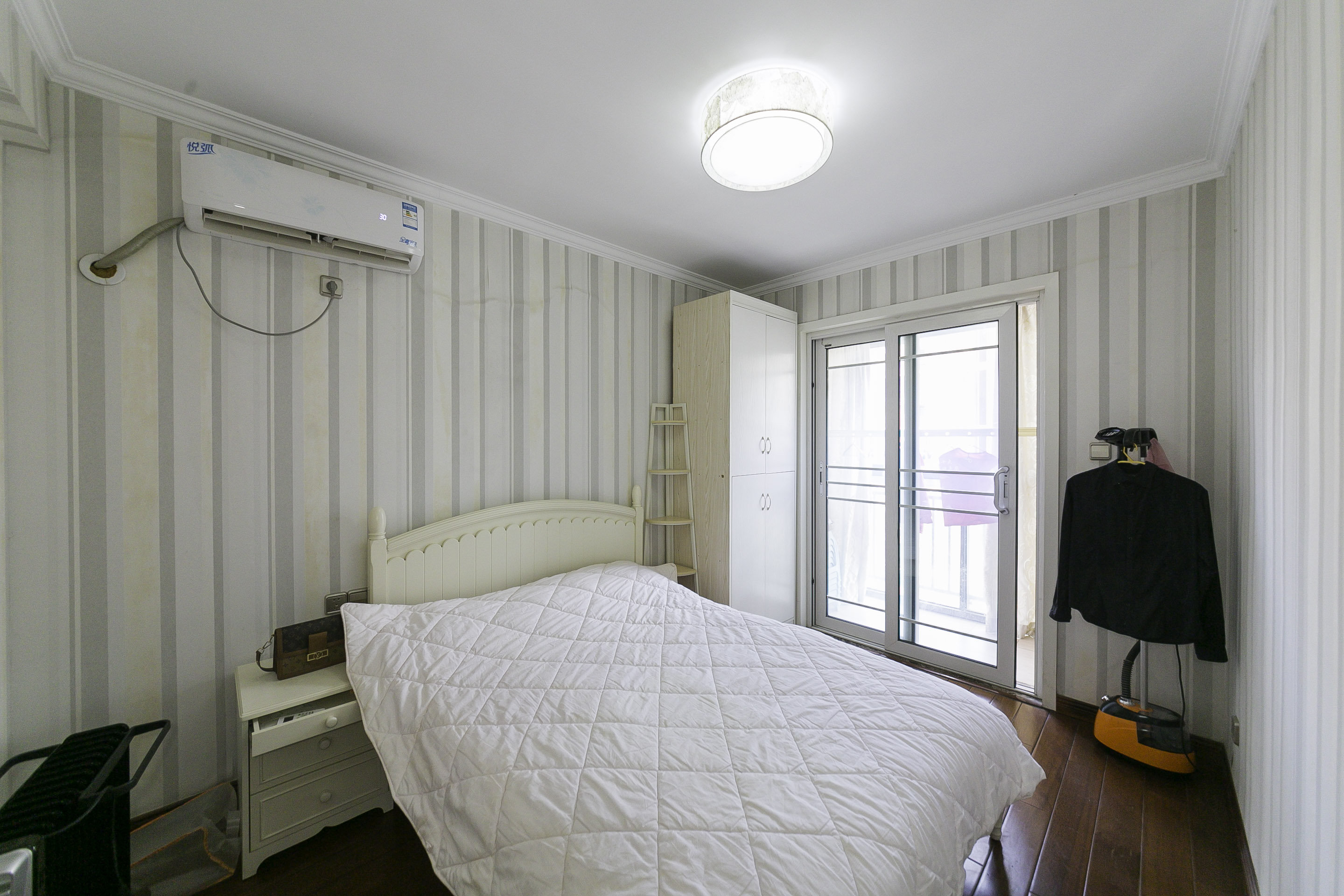 长城雅苑 3室2厅2卫 140.00万 长城雅苑 3室2厅2卫 140.00万卧室