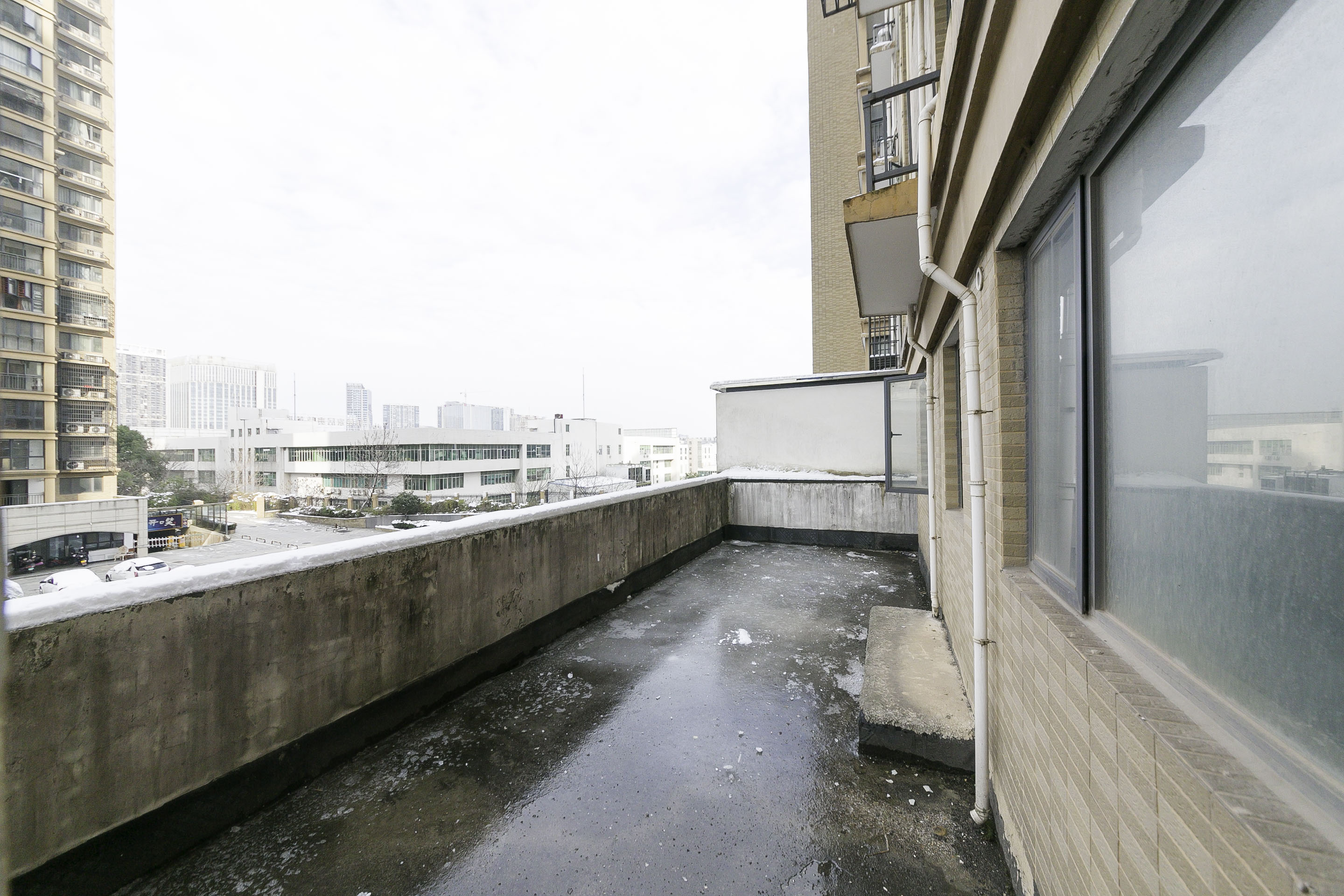 兴隆景苑  3室2厅2卫   90.00万其他